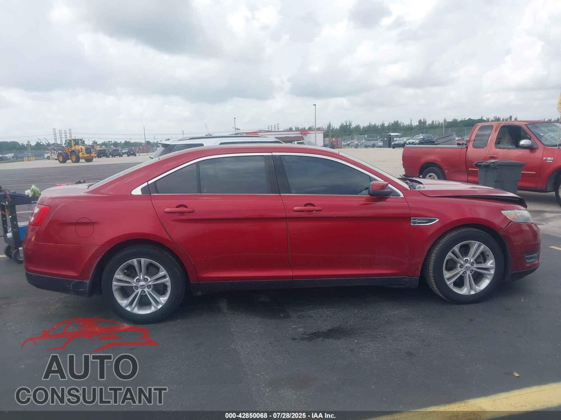 FORD TAURUS 2013 - 1FAHP2E89DG120343