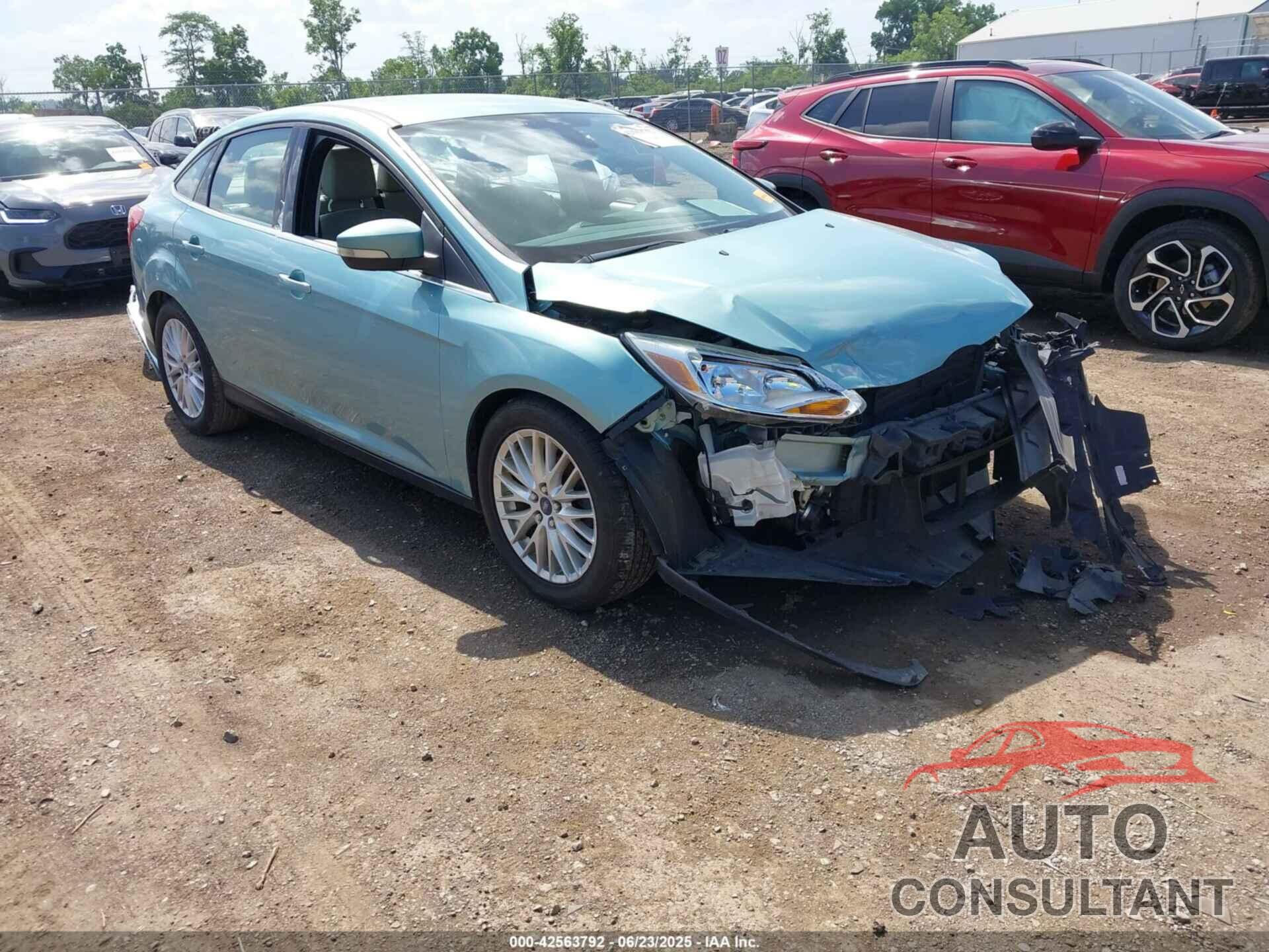 FORD FOCUS 2012 - 1FAHP3H23CL152725