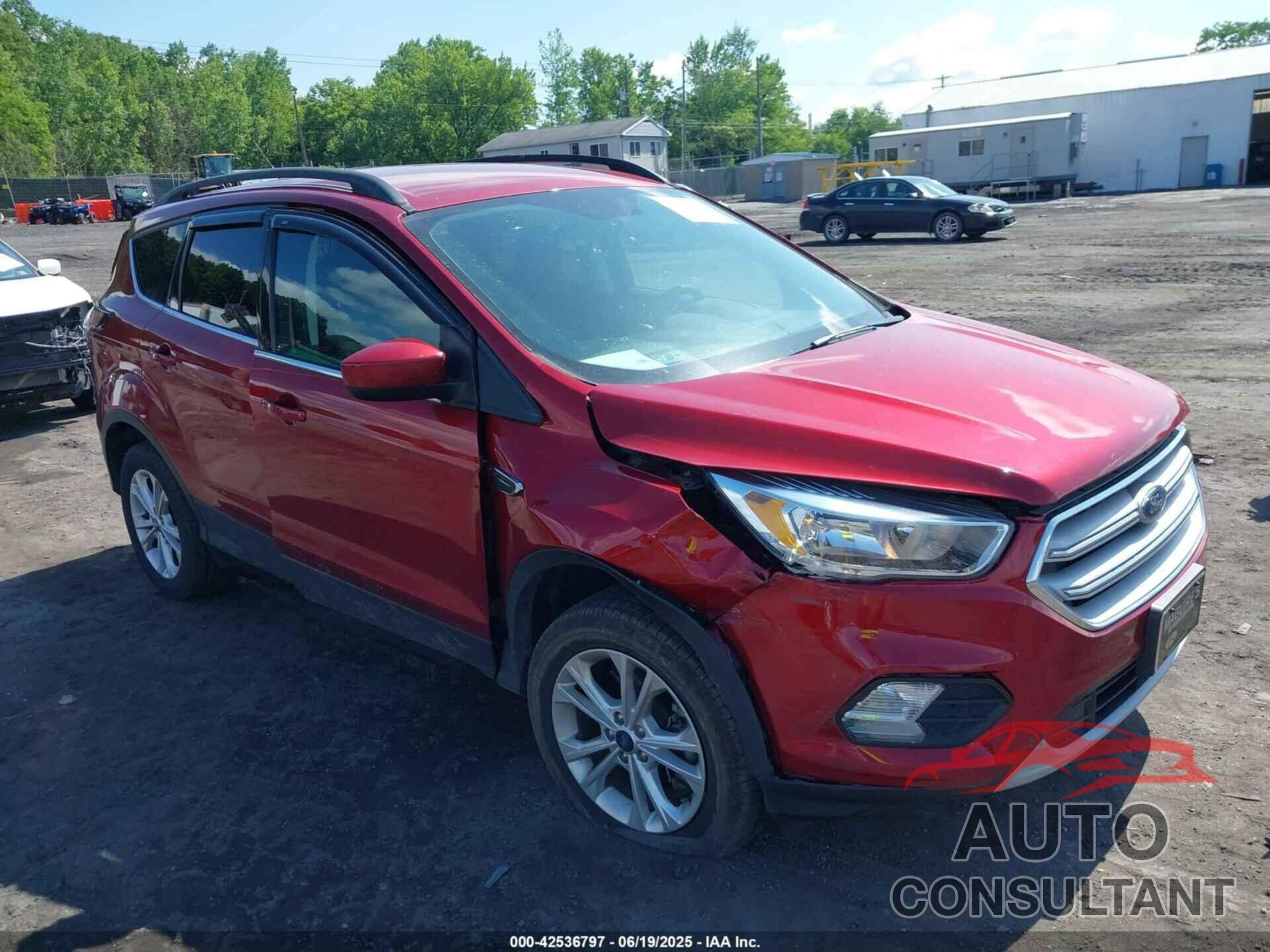 FORD ESCAPE 2018 - 1FMCU9GD6JUD55288