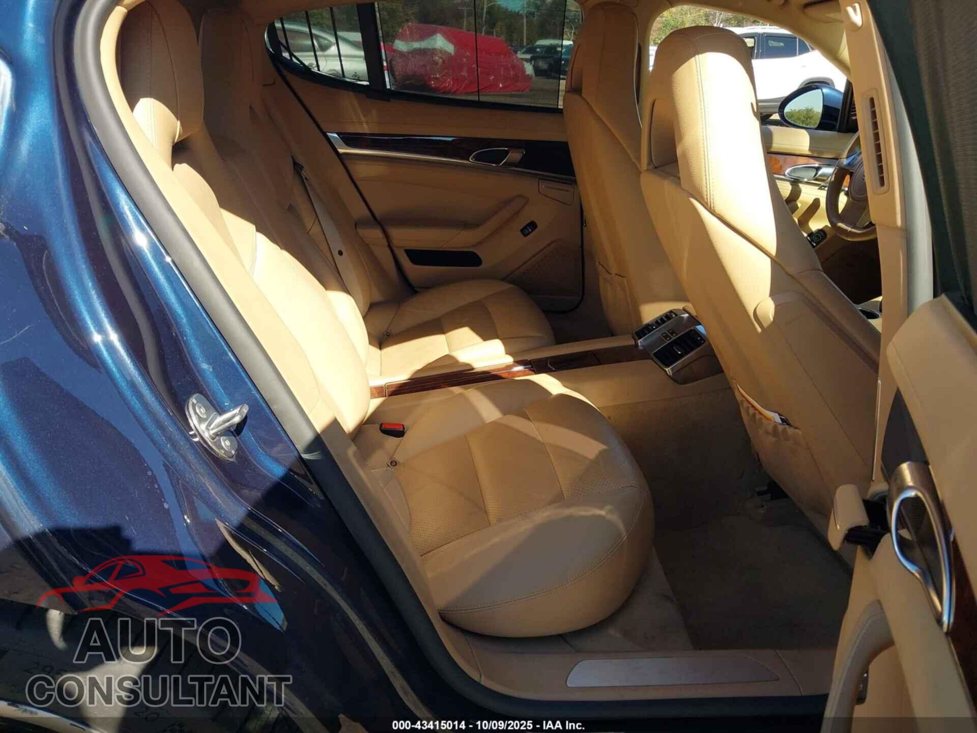 PORSCHE PANAMERA 2012 - WP0AB2A70CL061258
