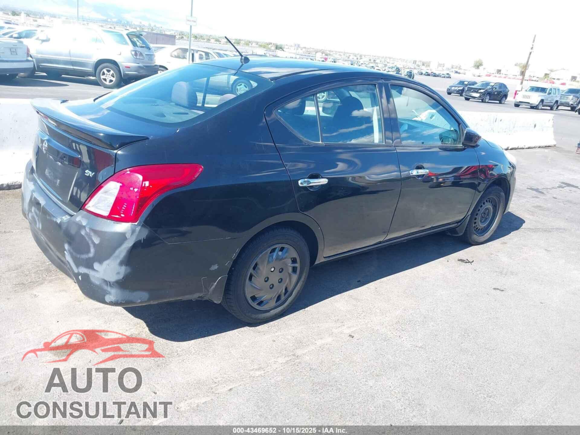 NISSAN VERSA 2017 - 3N1CN7AP3HL824384