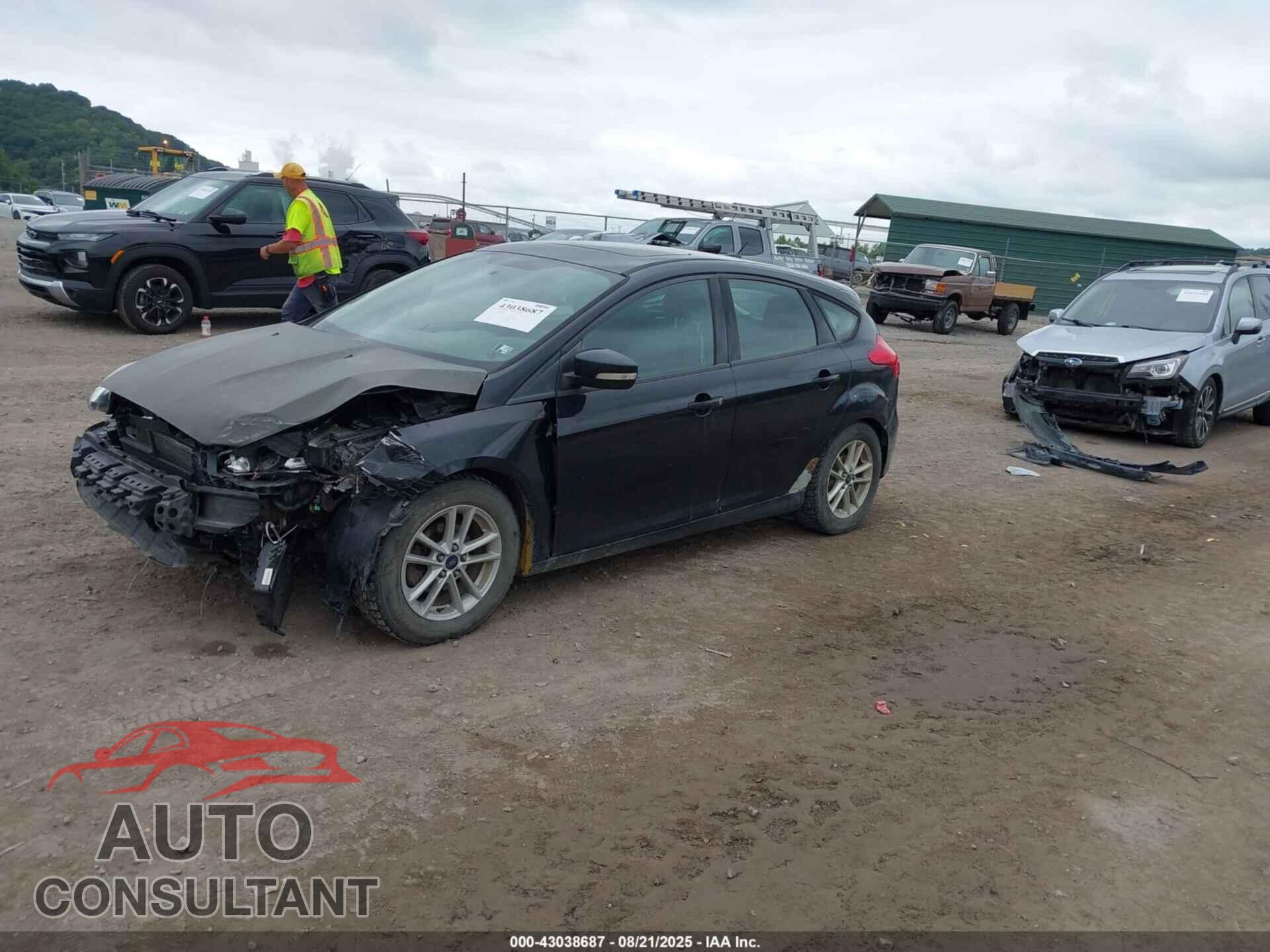 FORD FOCUS 2016 - 1FADP3K27GL226760