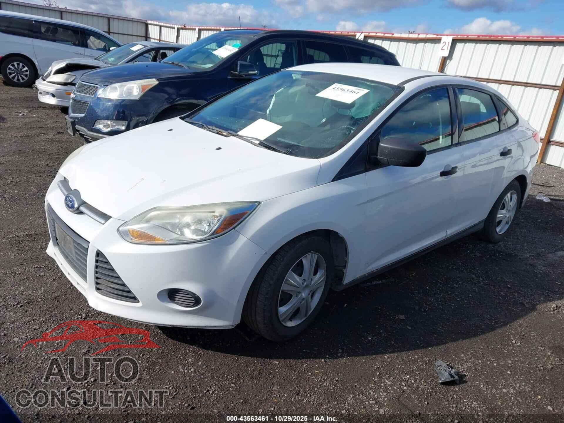 FORD FOCUS 2014 - 1FADP3E24EL443384