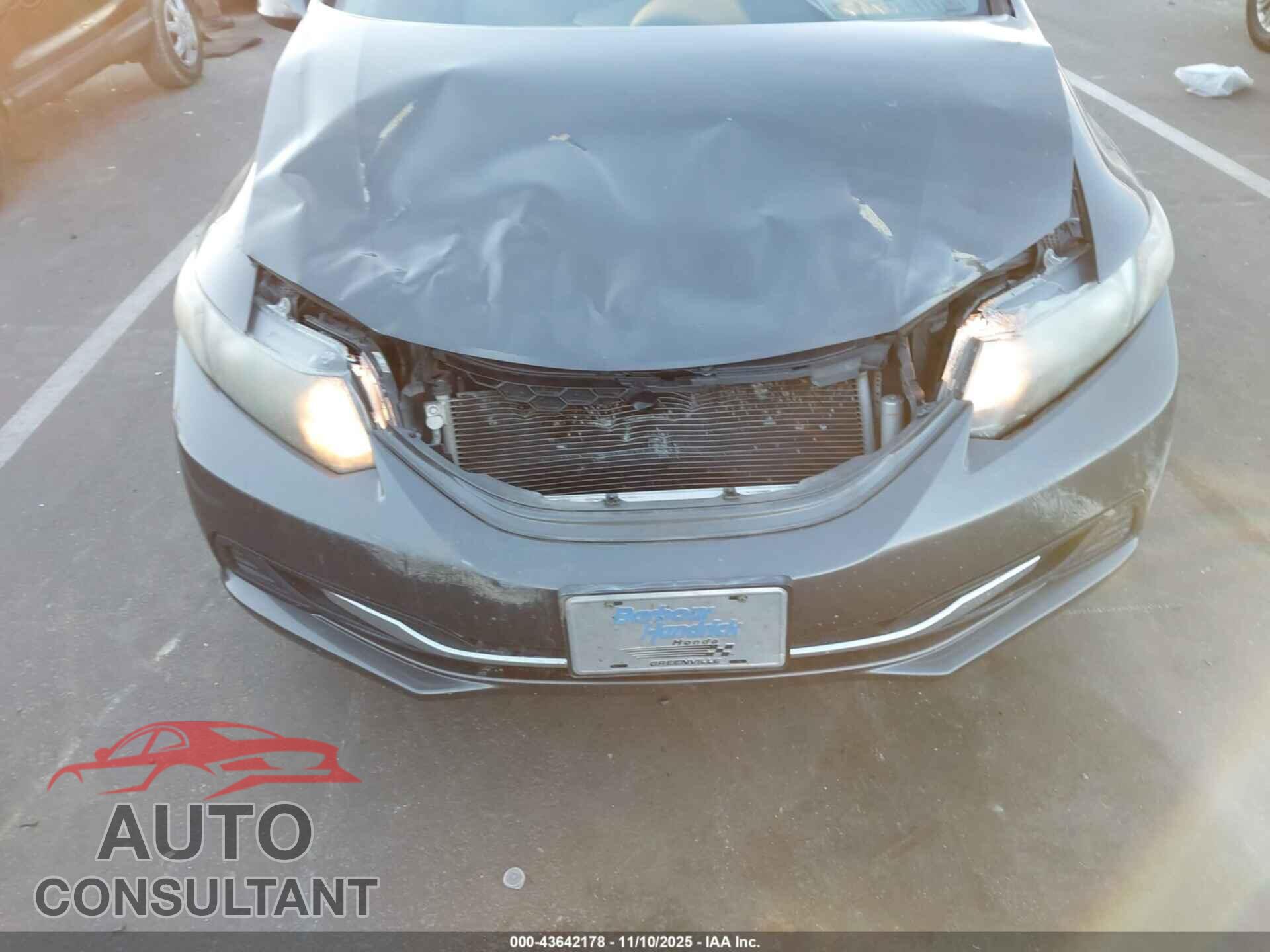 HONDA CIVIC 2013 - 2HGFB2F84DH516975