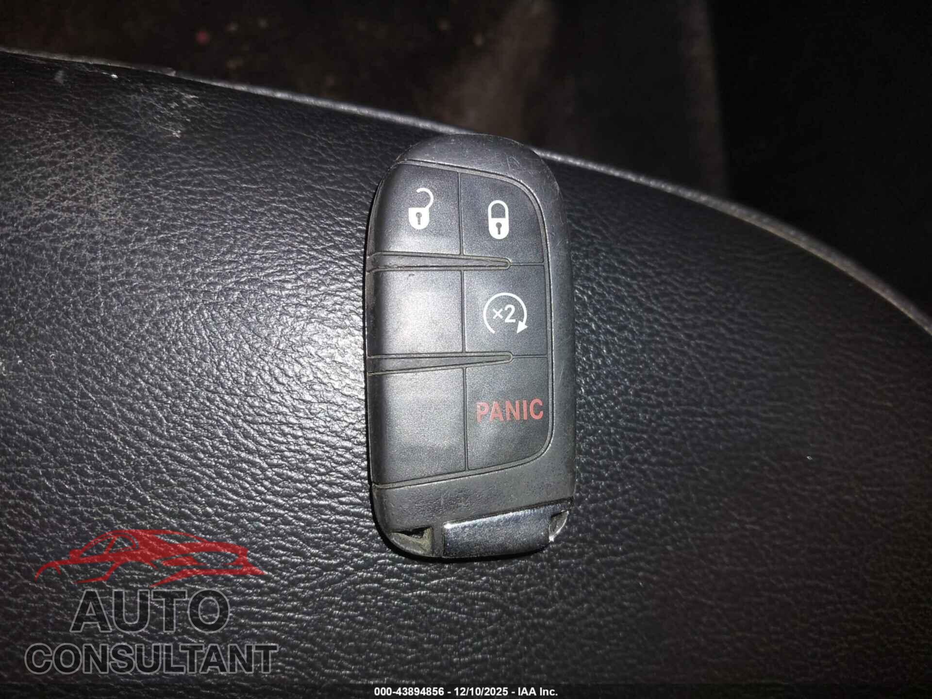 JEEP COMPASS 2019 - 3C4NJDBB4KT723901