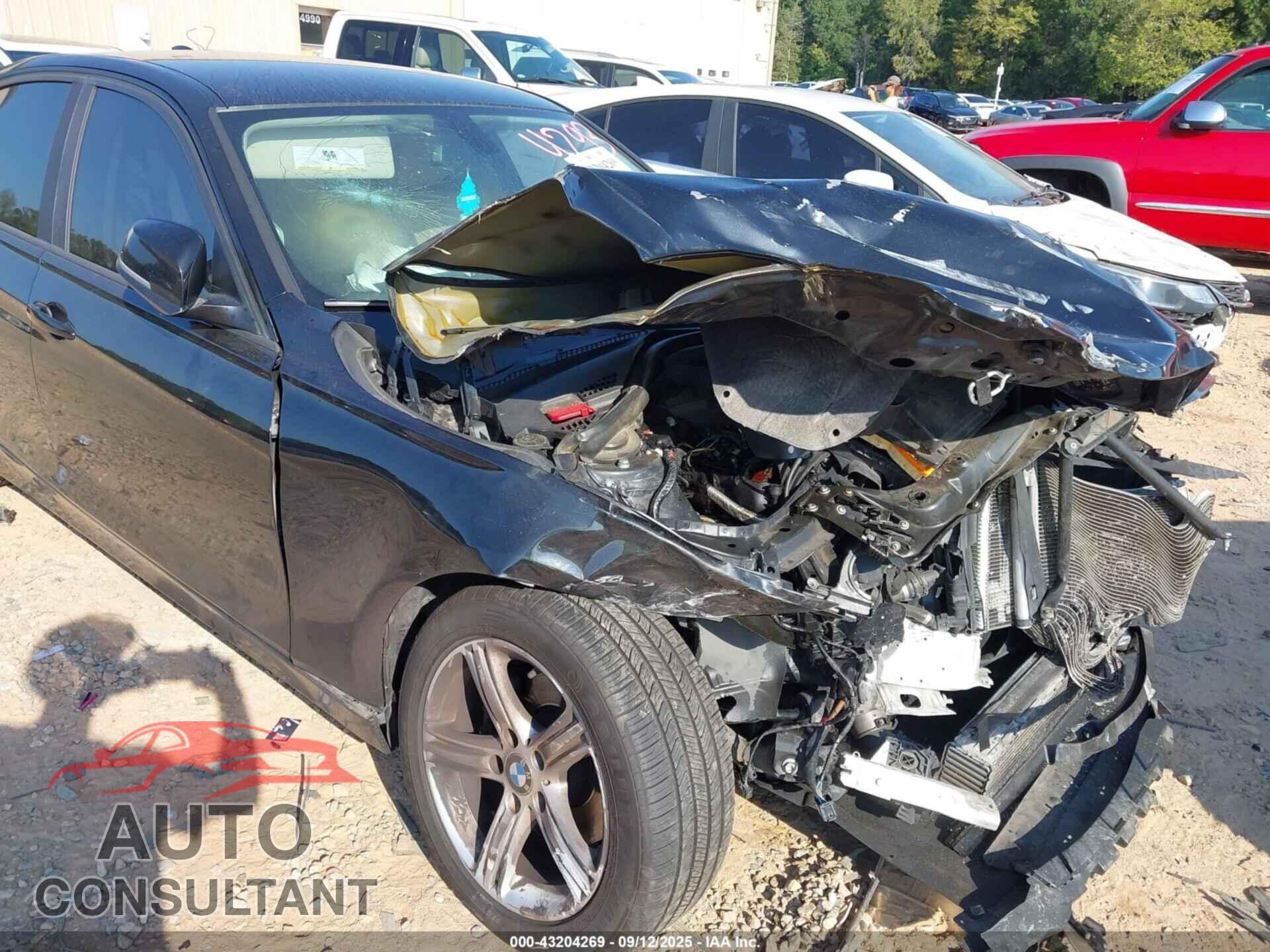 BMW 320I 2014 - WBA3C3C57EF984293