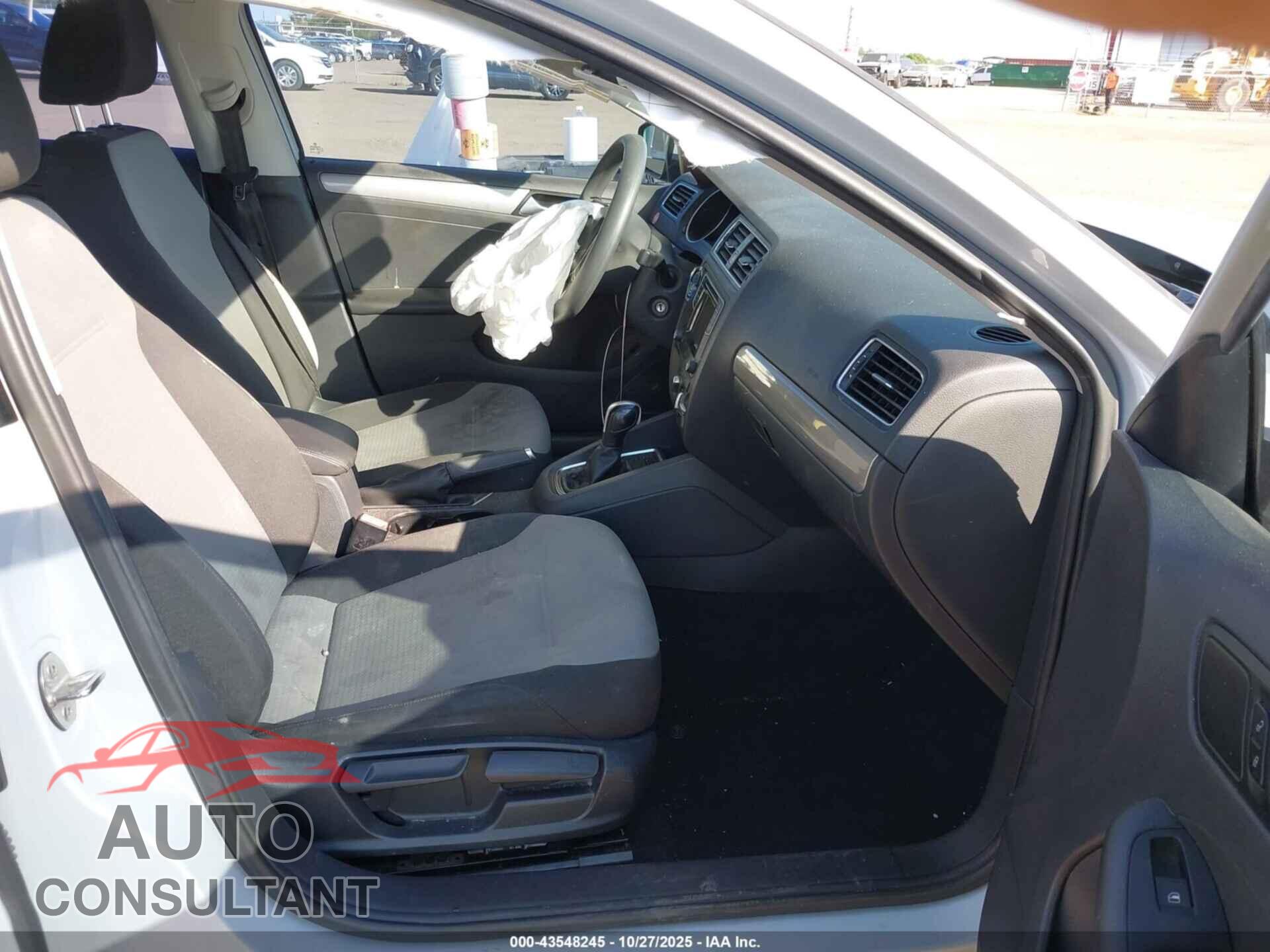 VOLKSWAGEN JETTA 2017 - 3VW2B7AJ2HM376952