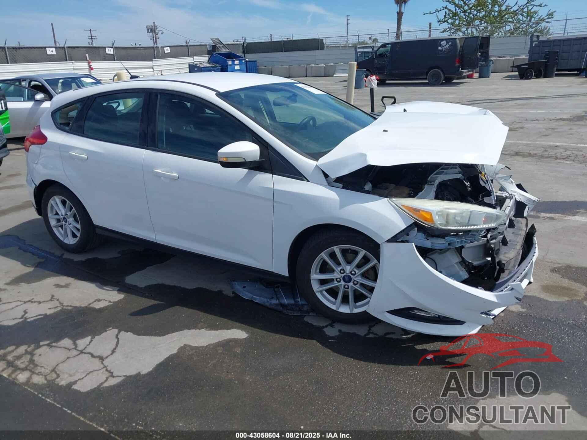 FORD FOCUS 2017 - 1FADP3K2XHL333156