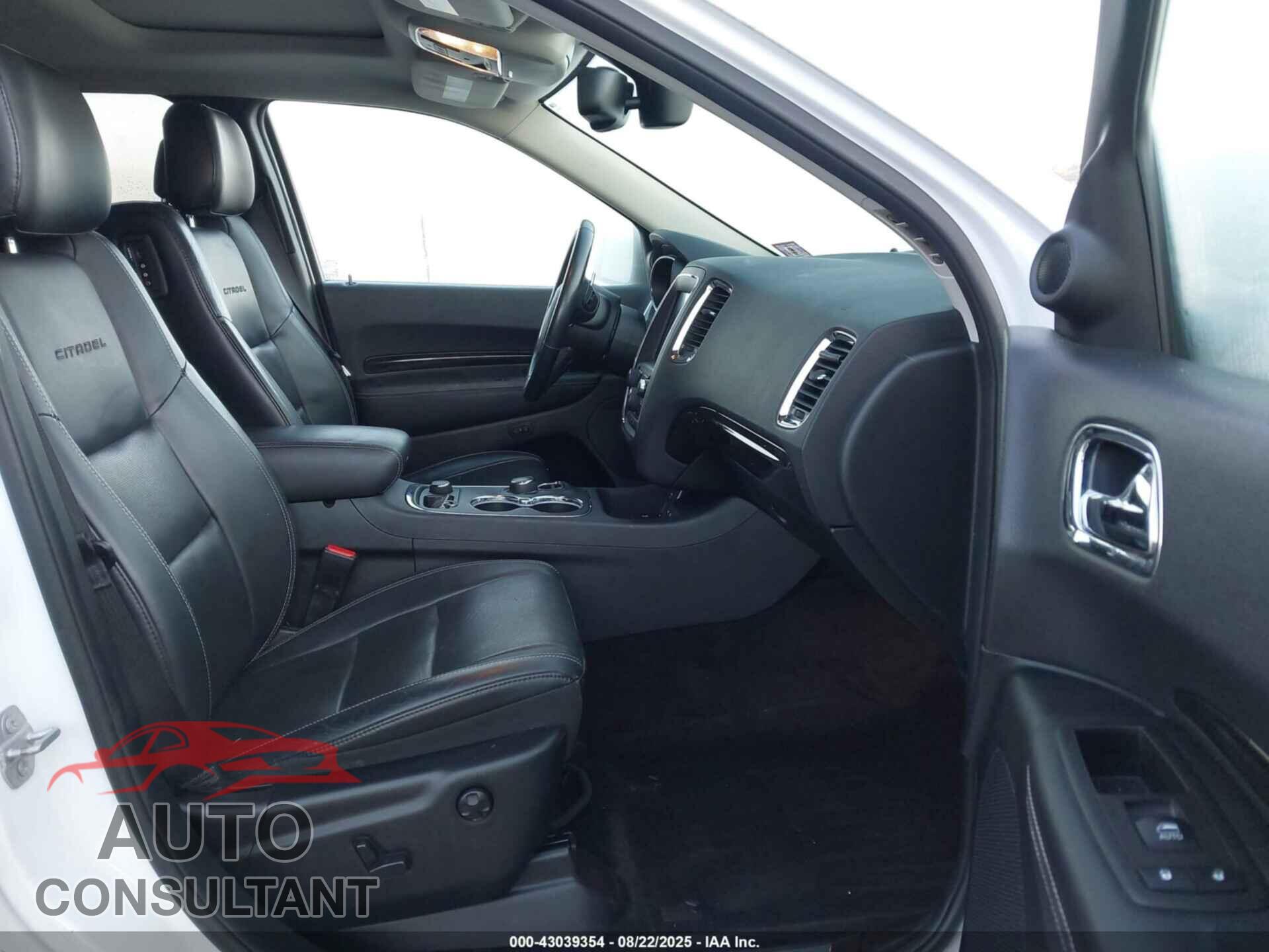 DODGE DURANGO 2015 - 1C4SDJET0FC708178