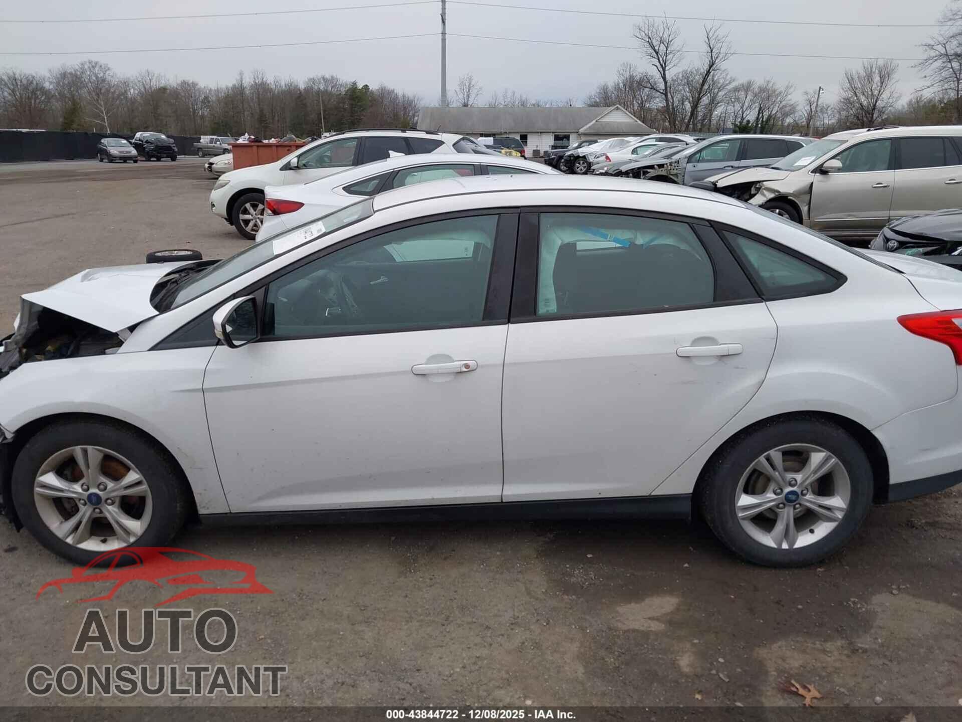 FORD FOCUS 2014 - 1FADP3F23EL288146