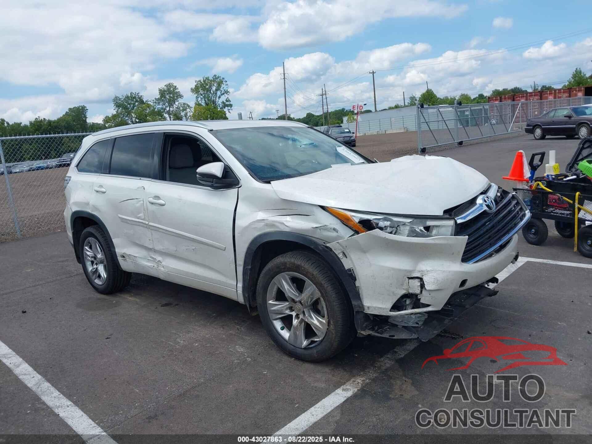 TOYOTA HIGHLANDER 2015 - 5TDYKRFH8FS041612