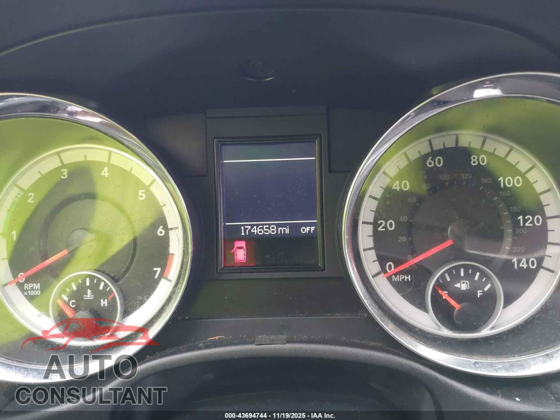 DODGE DURANGO 2011 - 1D4RE2GG4BC674745