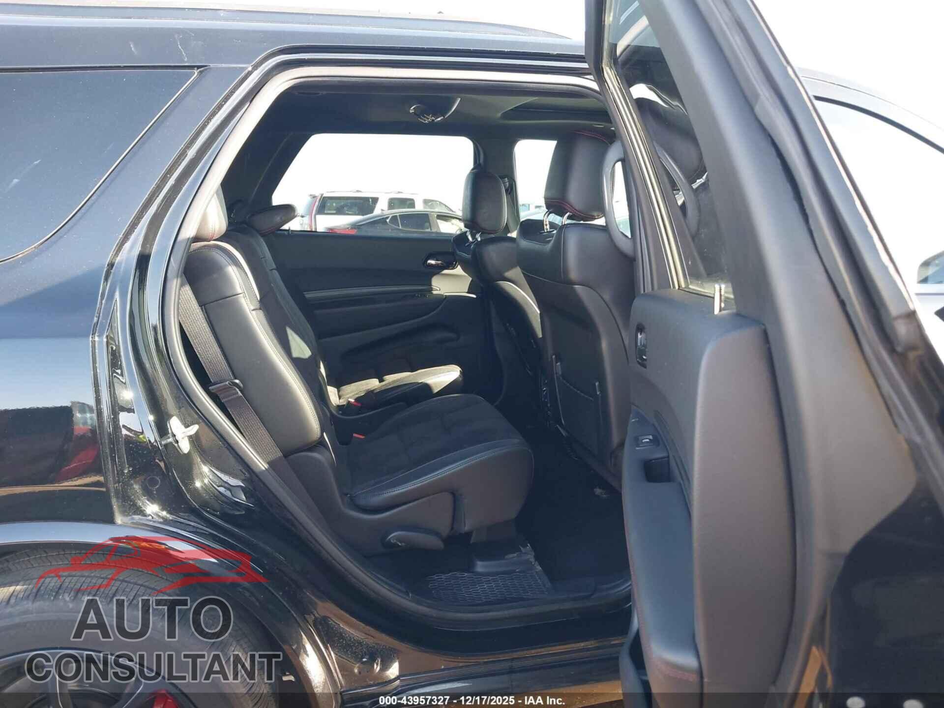 DODGE DURANGO 2023 - 1C4SDJCT8PC655654