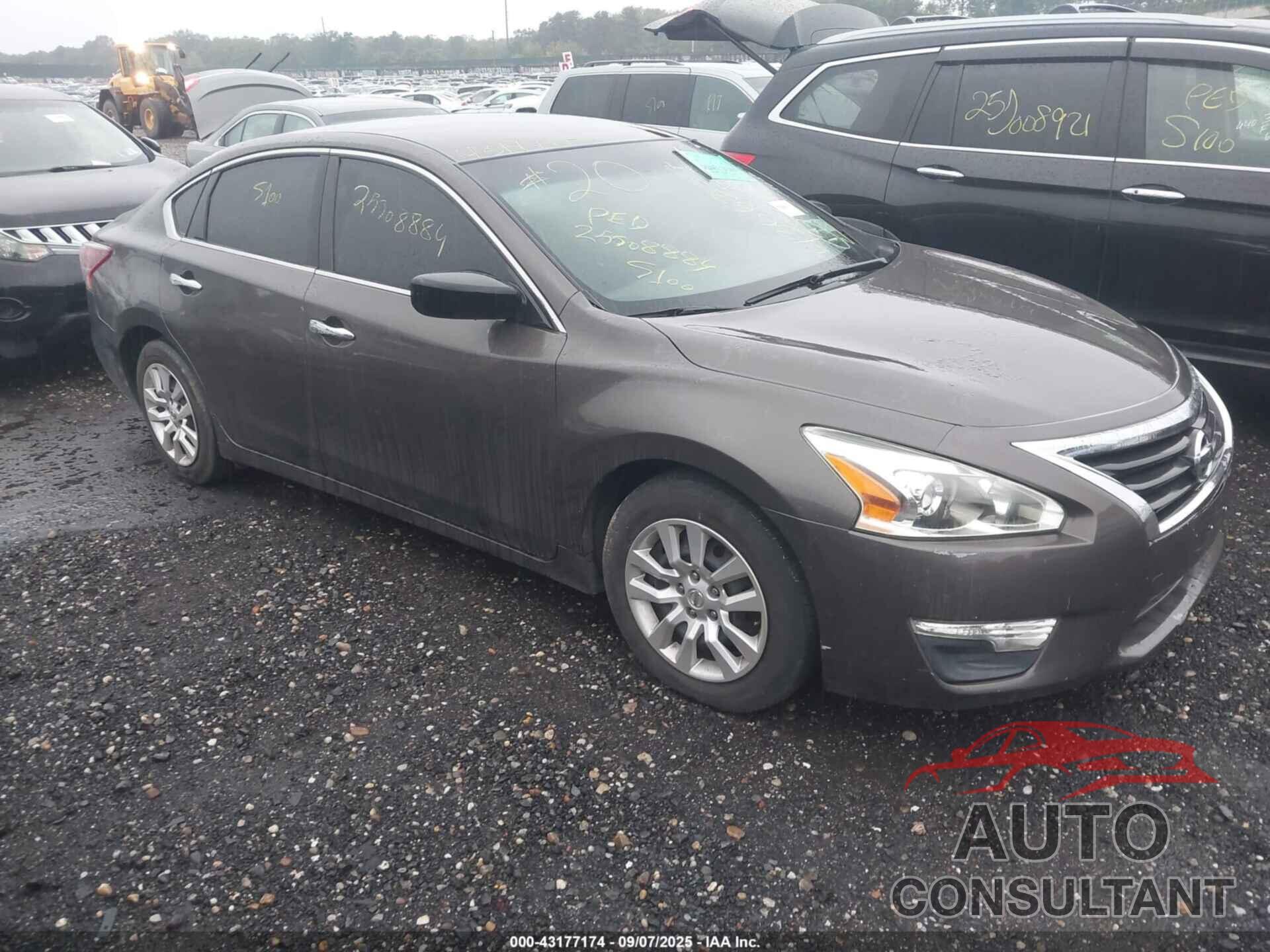 NISSAN ALTIMA 2013 - 1N4AL3AP1DC112700