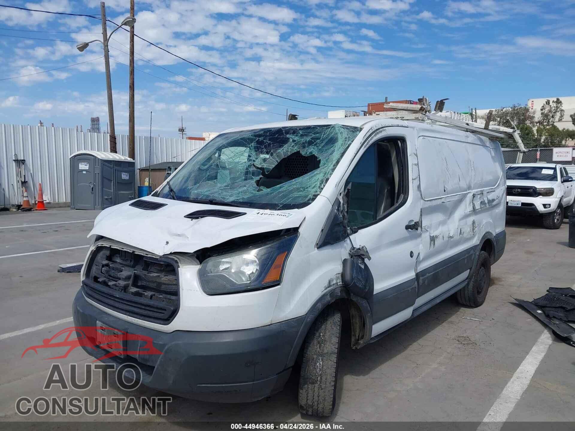 FORD TRANSIT-250 2017 - 1FTYR1YM5HKA25434