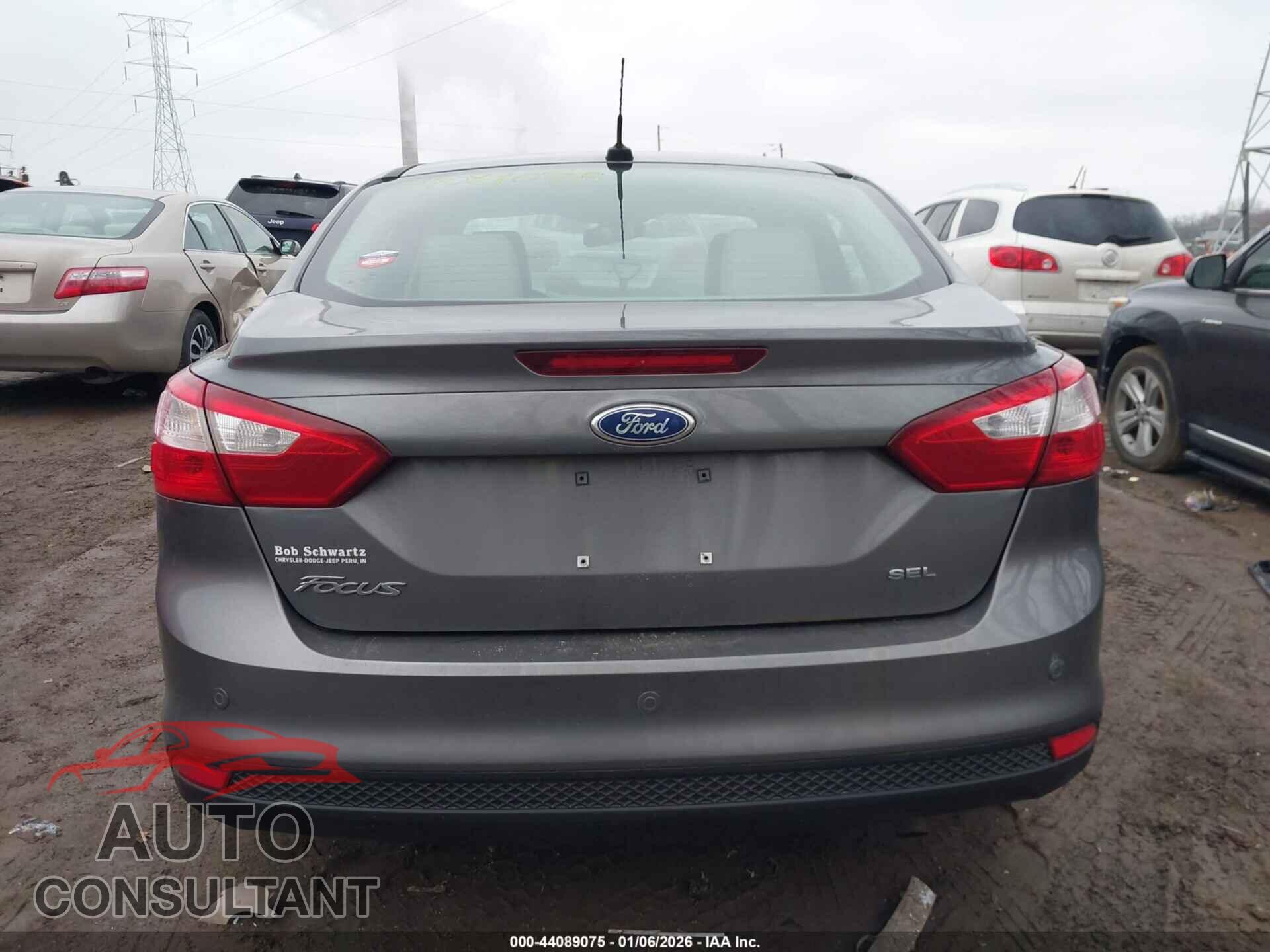 FORD FOCUS 2012 - 1FAHP3H25CL319635