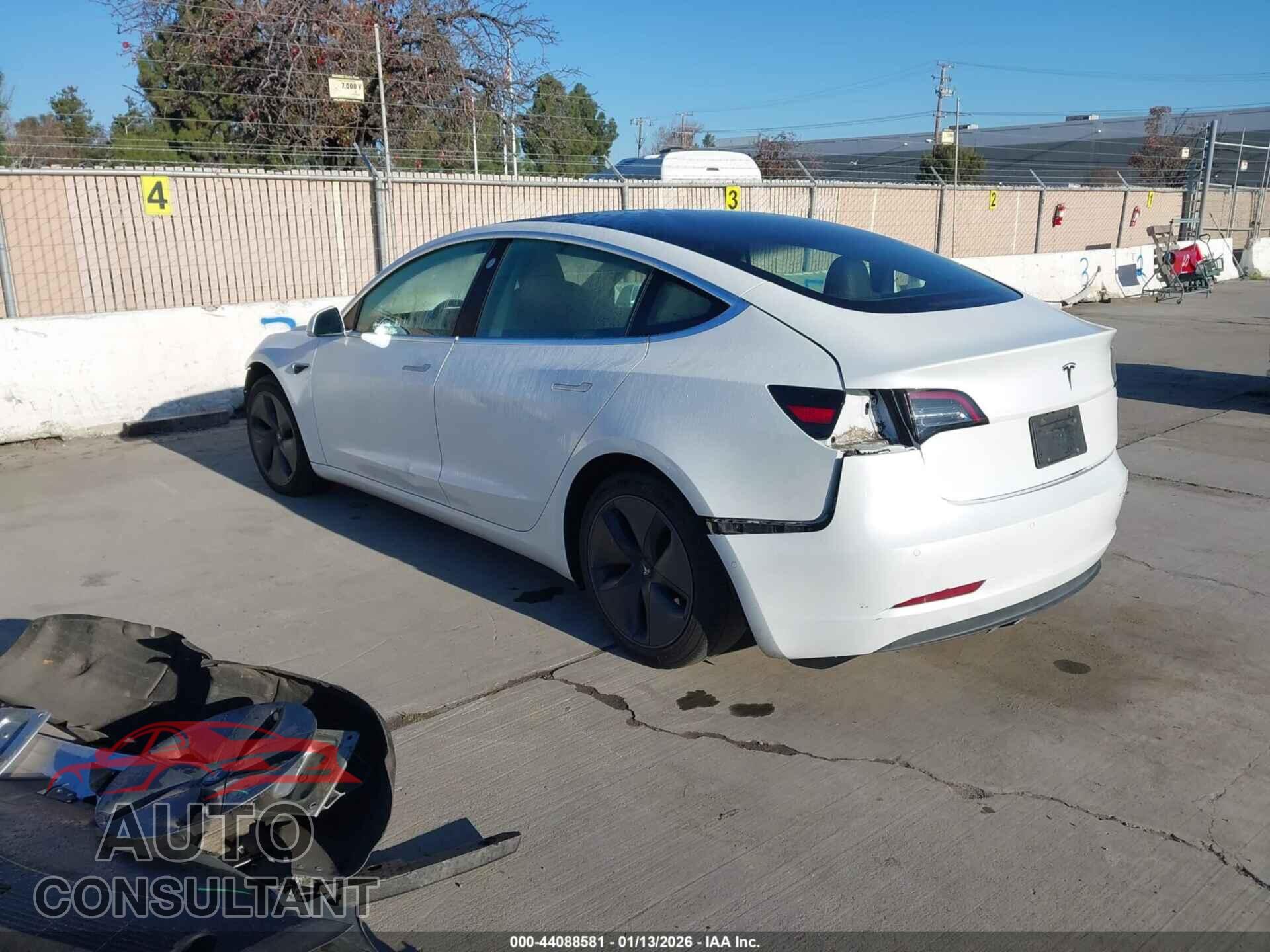 TESLA MODEL 3 2020 - 5YJ3E1EA2LF804599