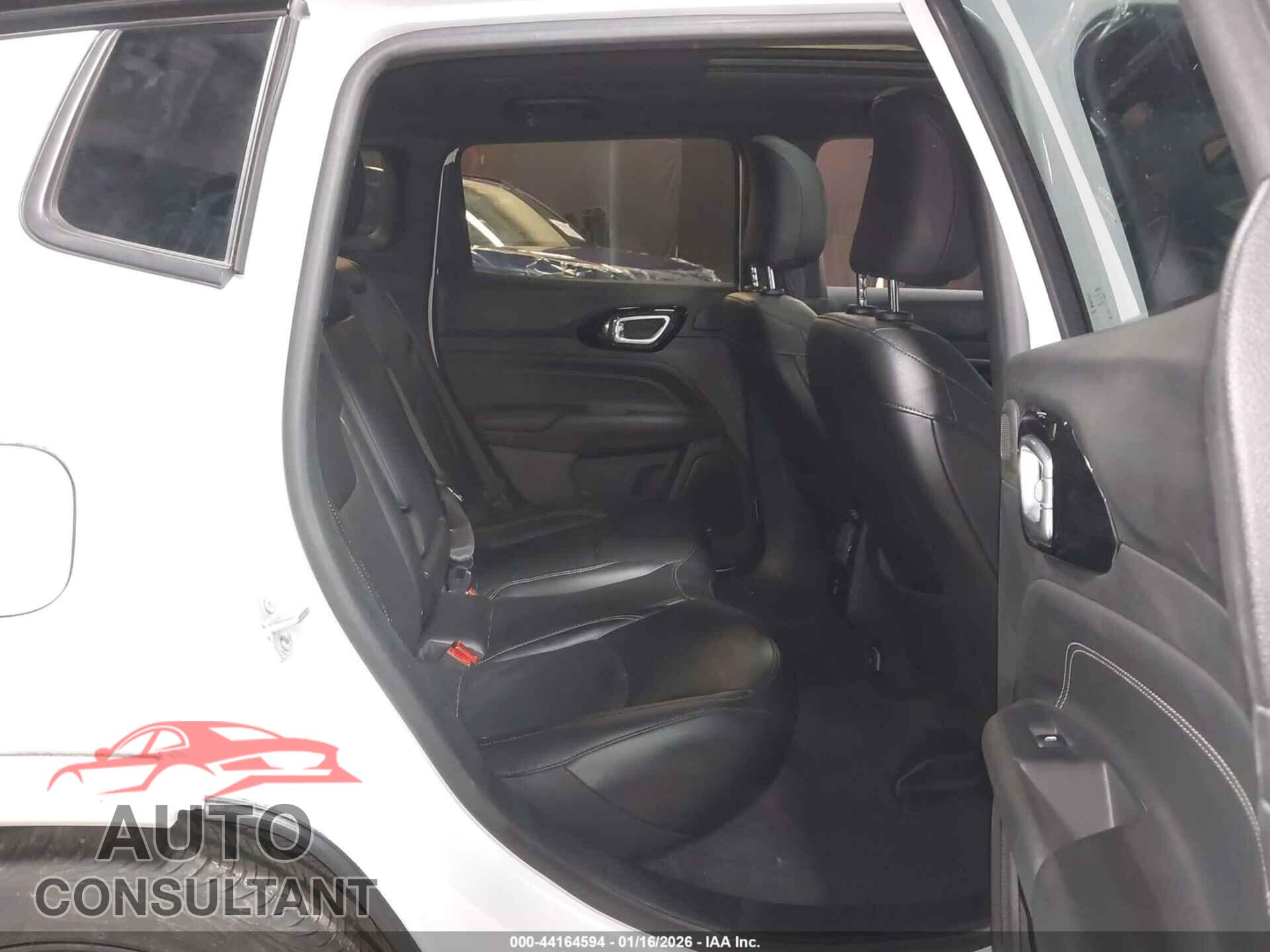 JEEP COMPASS 2024 - 3C4NJDCN2RT132341