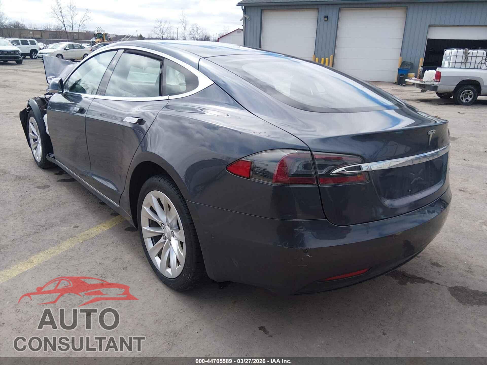 TESLA MODEL S 2018 - 5YJSA1E2XJF252511