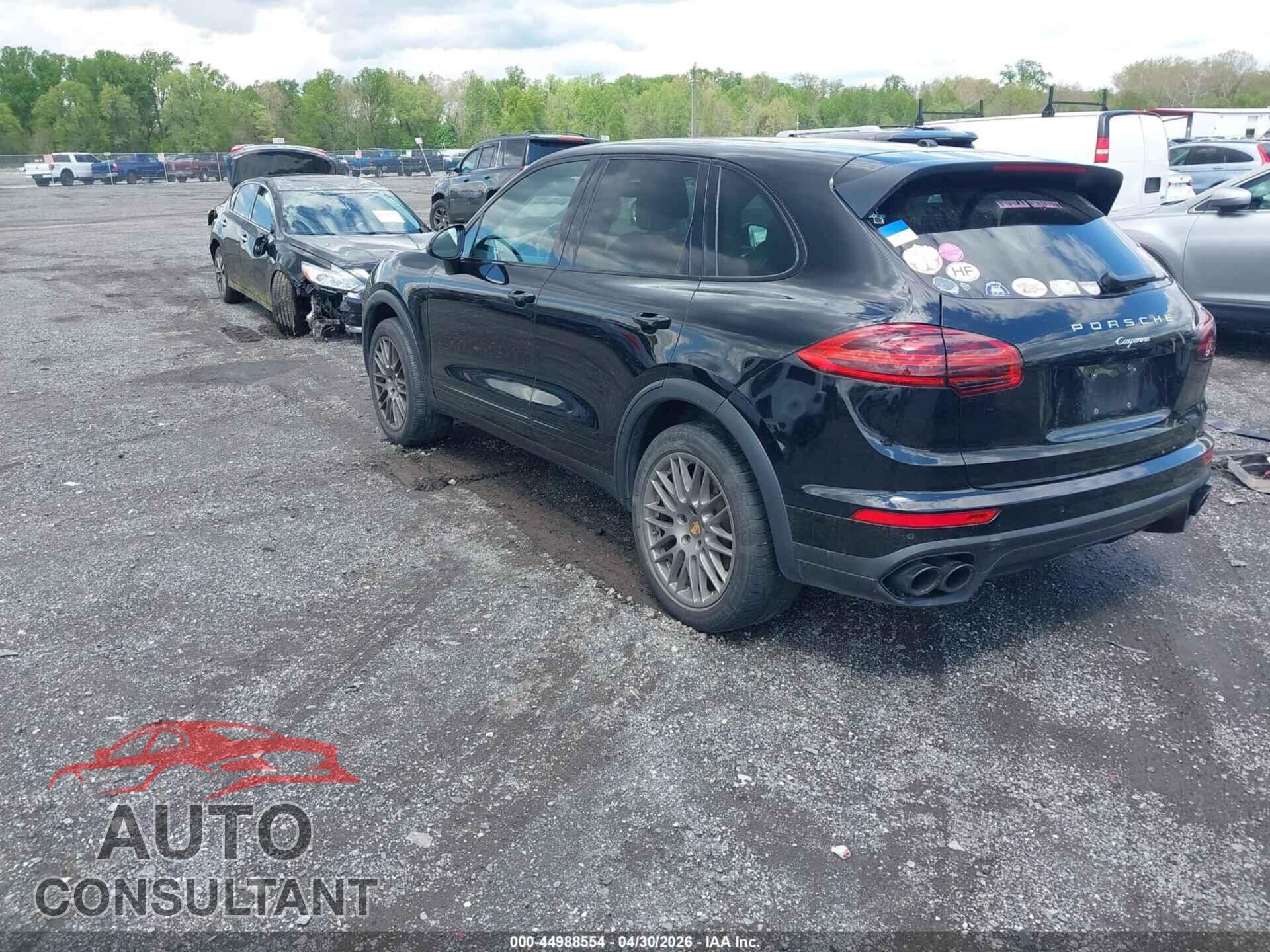 PORSCHE CAYENNE 2018 - WP1AA2A21JKA03698