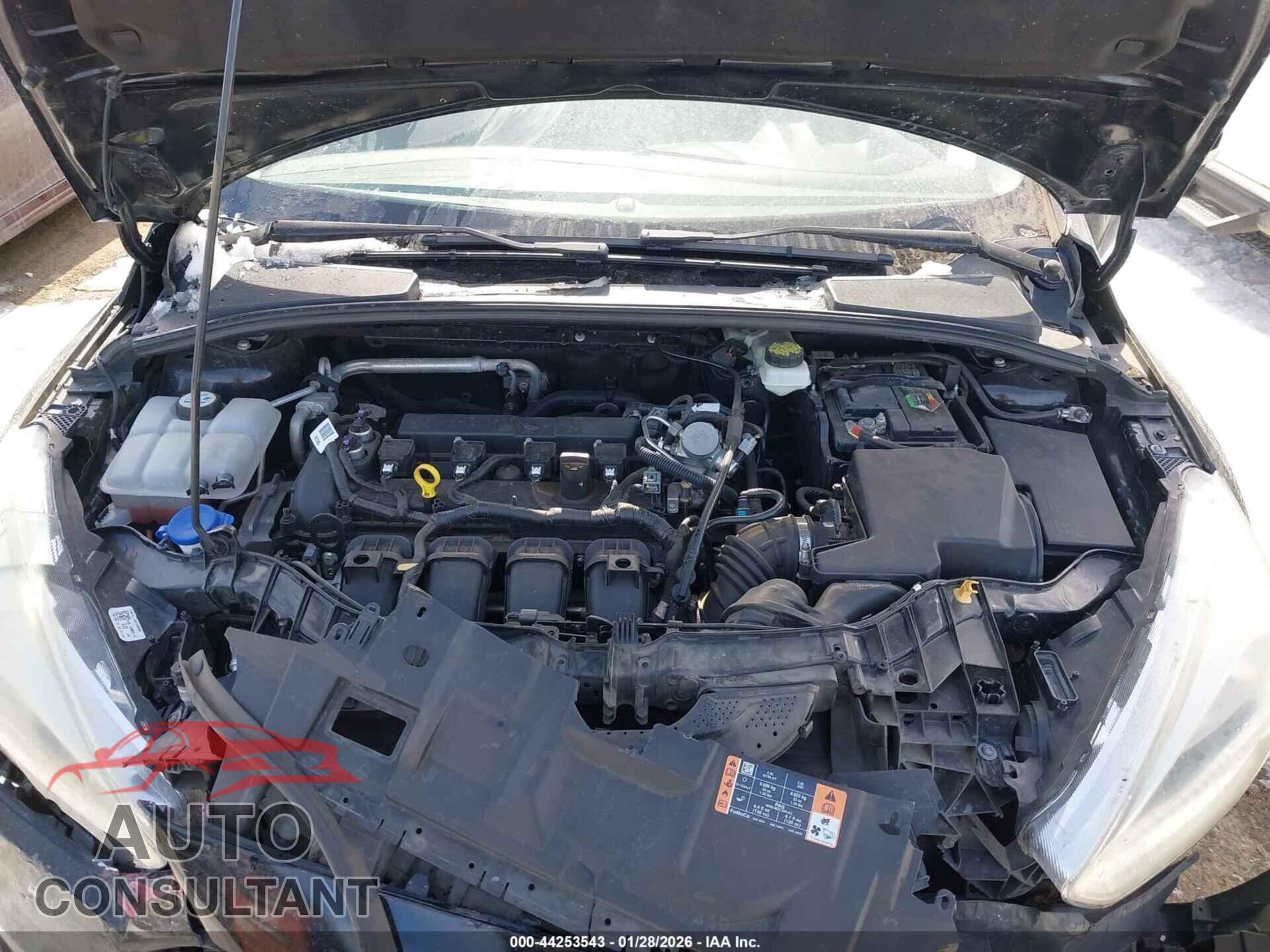 FORD FOCUS 2017 - 1FADP3M20HL290637