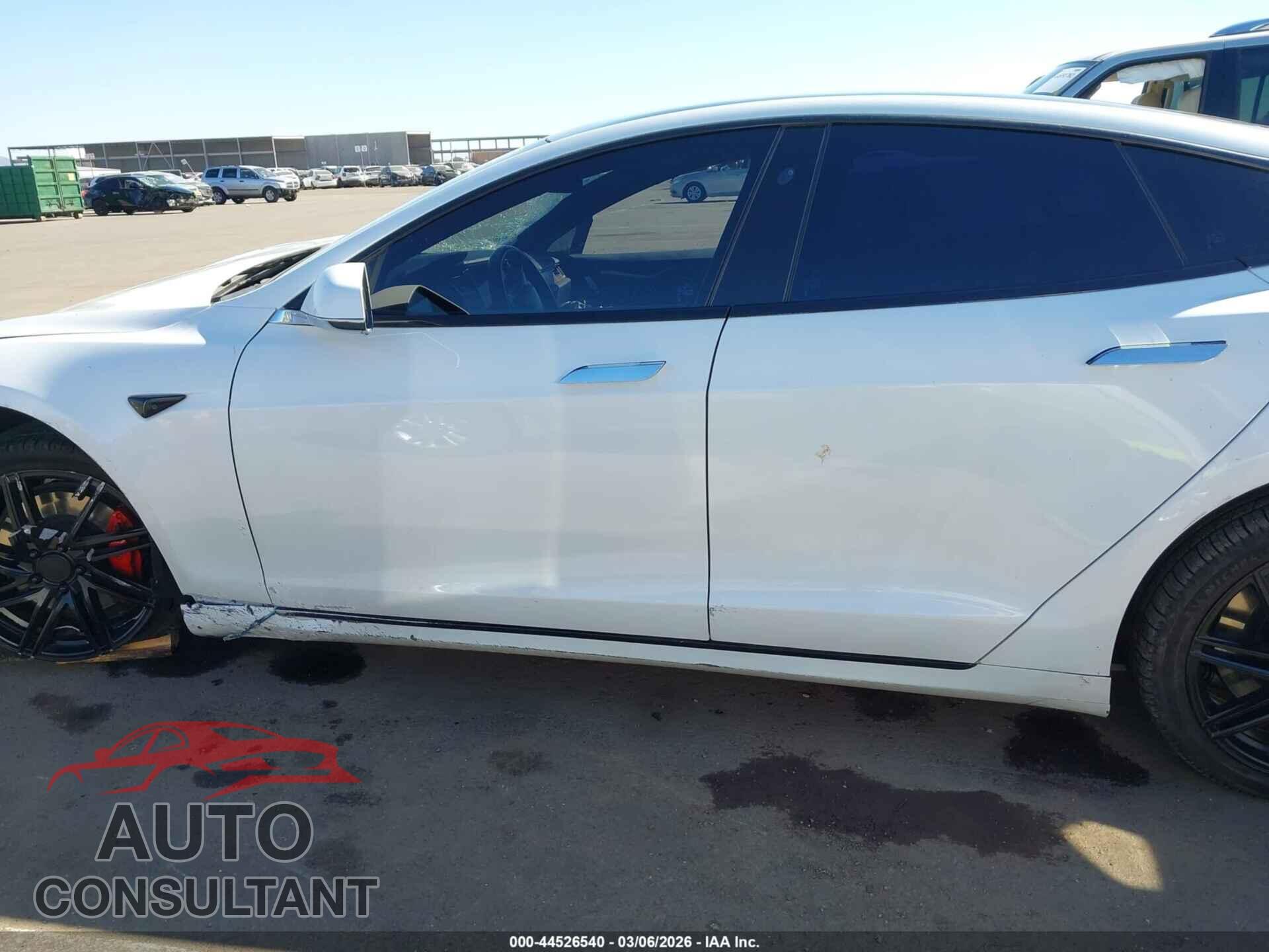 TESLA MODEL S 2021 - 5YJSA1E28MF427245