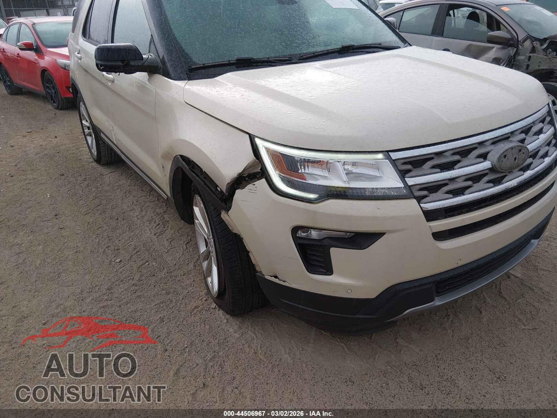 FORD EXPLORER 2018 - 1FM5K7D88JGB39080