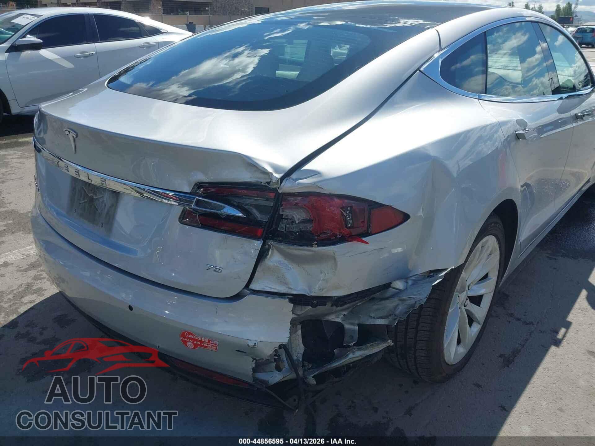 TESLA MODEL S 2017 - 5YJSA1E15HF217652