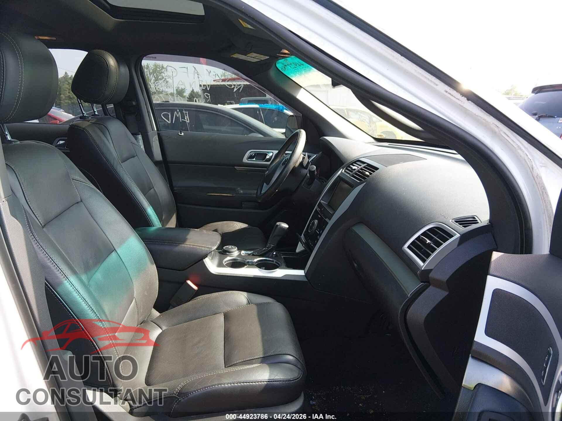 FORD EXPLORER 2015 - 1FM5K8GT2FGA84316