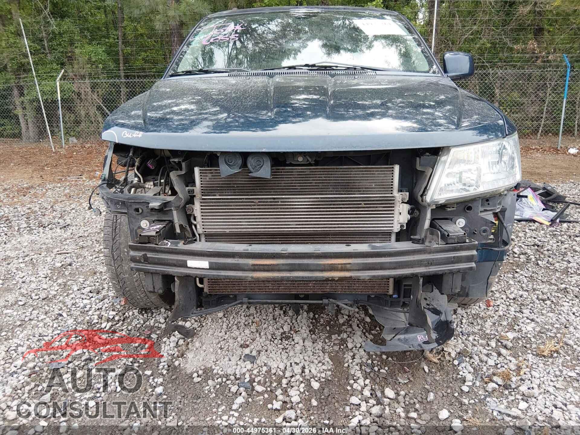 DODGE JOURNEY 2015 - 3C4PDCBB2FT737005