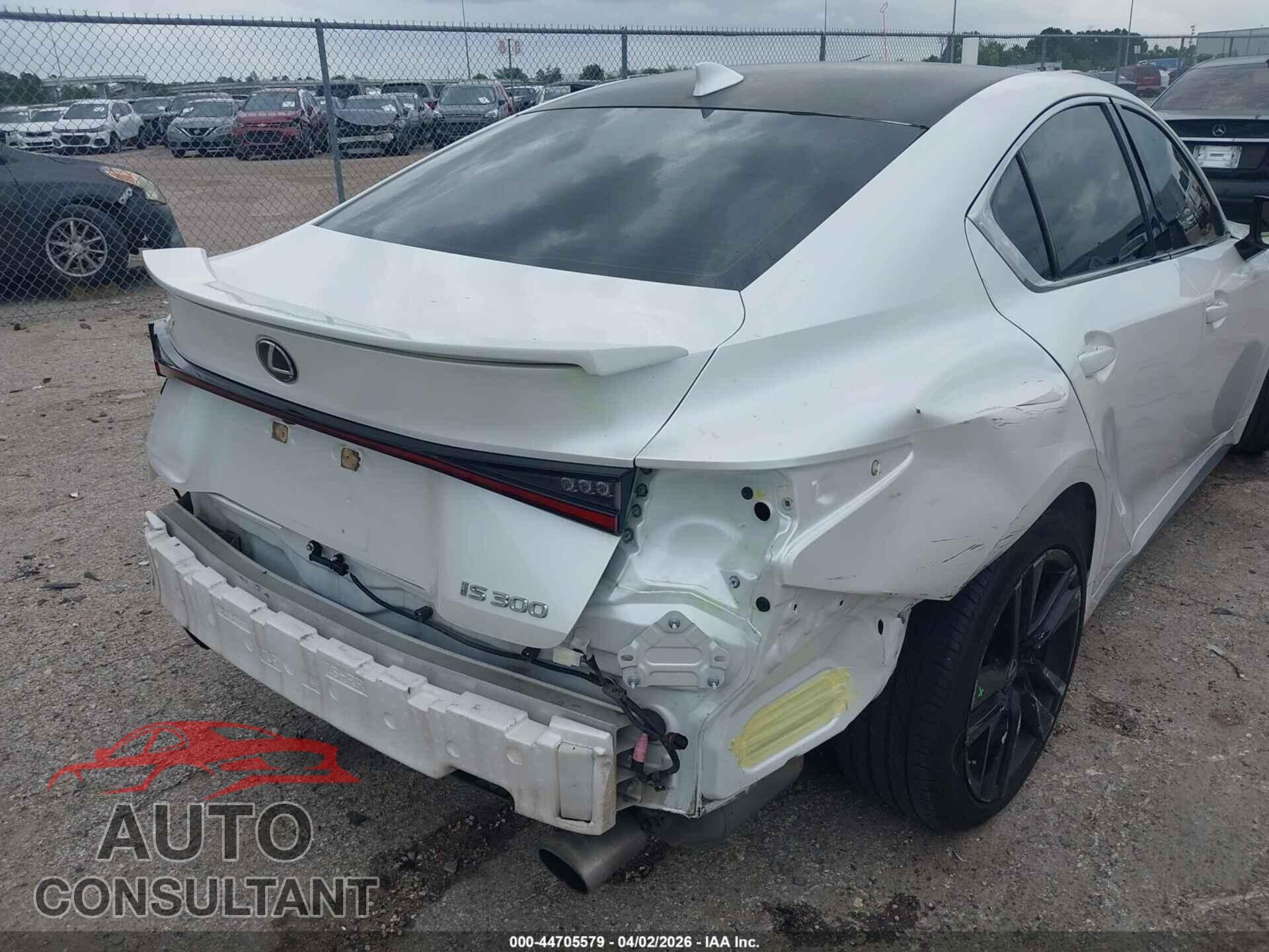 LEXUS IS 300 2021 - JTHCA1D21M5114298