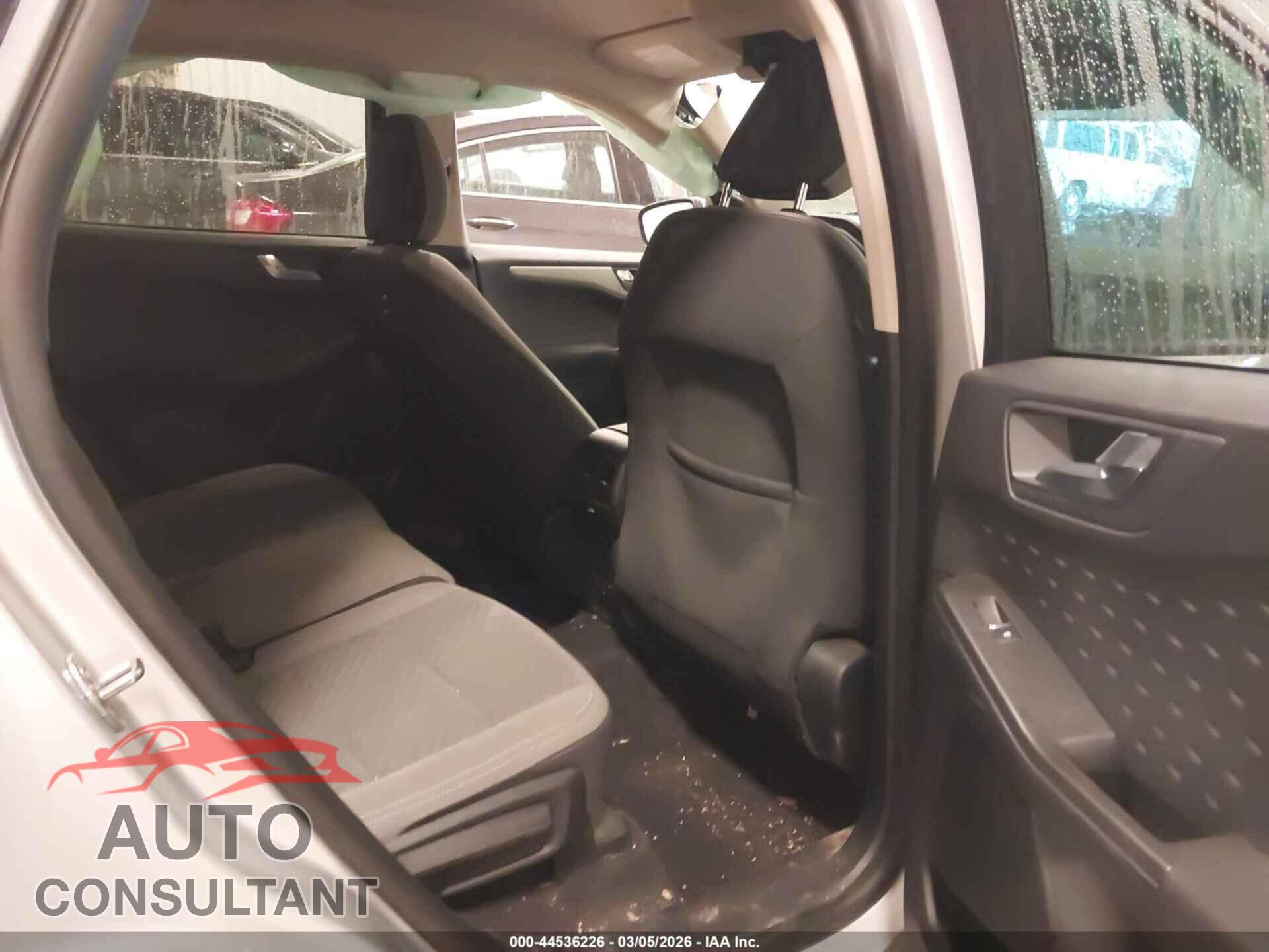 FORD ESCAPE 2020 - 1FMCU9G60LUA38692