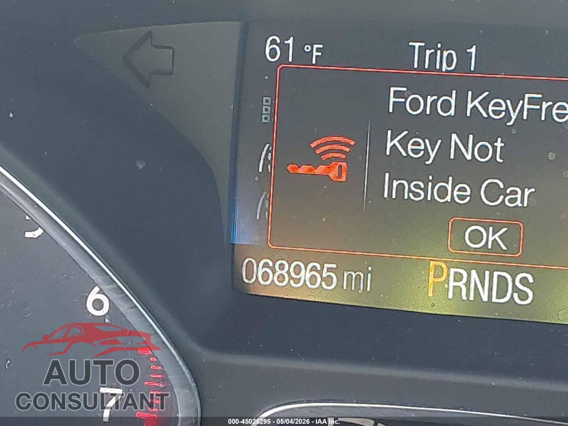 FORD ESCAPE 2019 - 1FMCU9GD8KUB18464