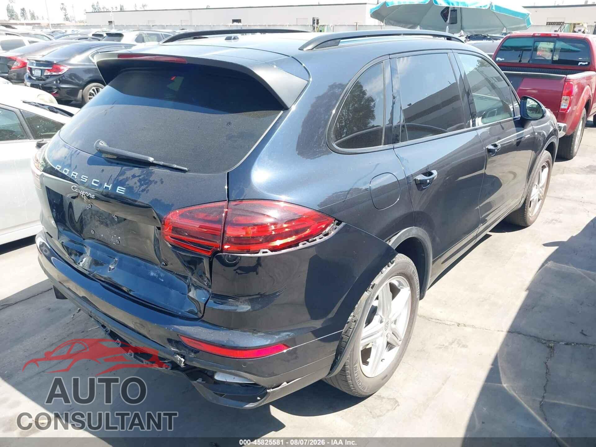 PORSCHE CAYENNE 2017 - WP1AA2A26HKA91772