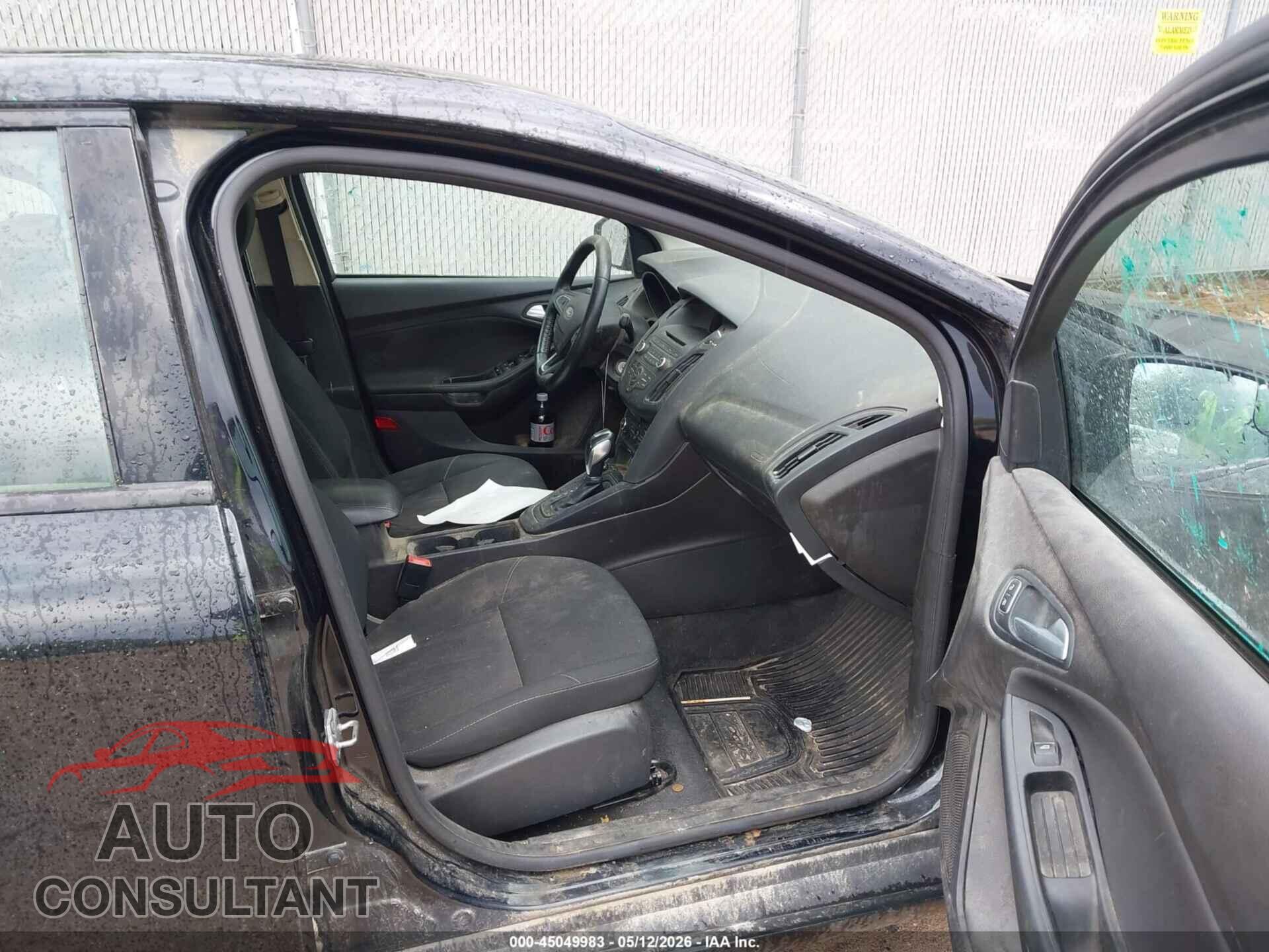 FORD FOCUS 2016 - 1FADP3F24GL379882