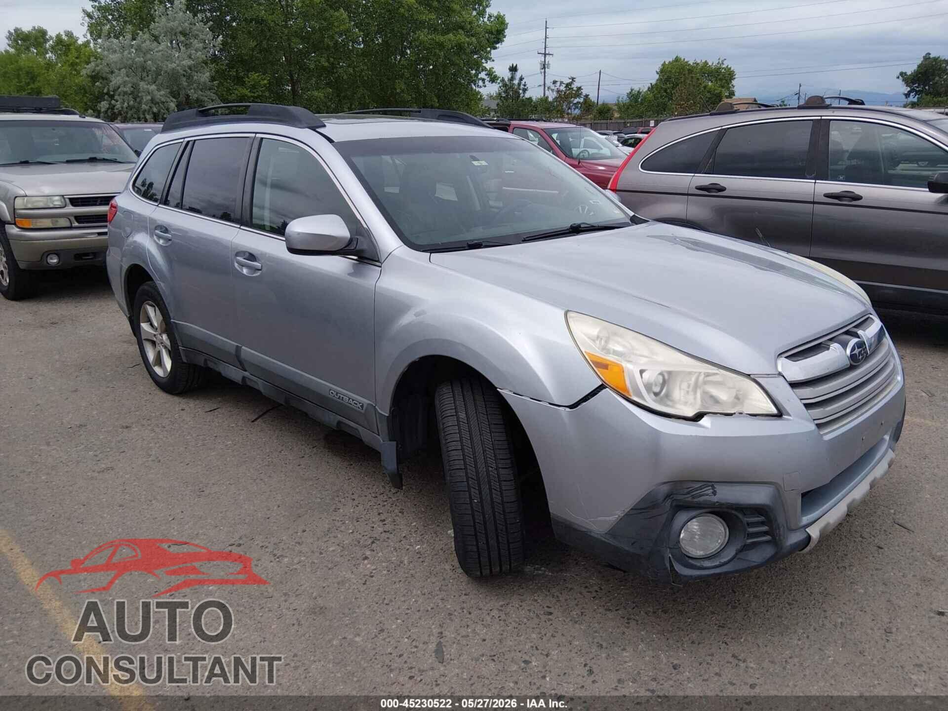 SUBARU OUTBACK 2013 - 4S4BRBKC4D3215172