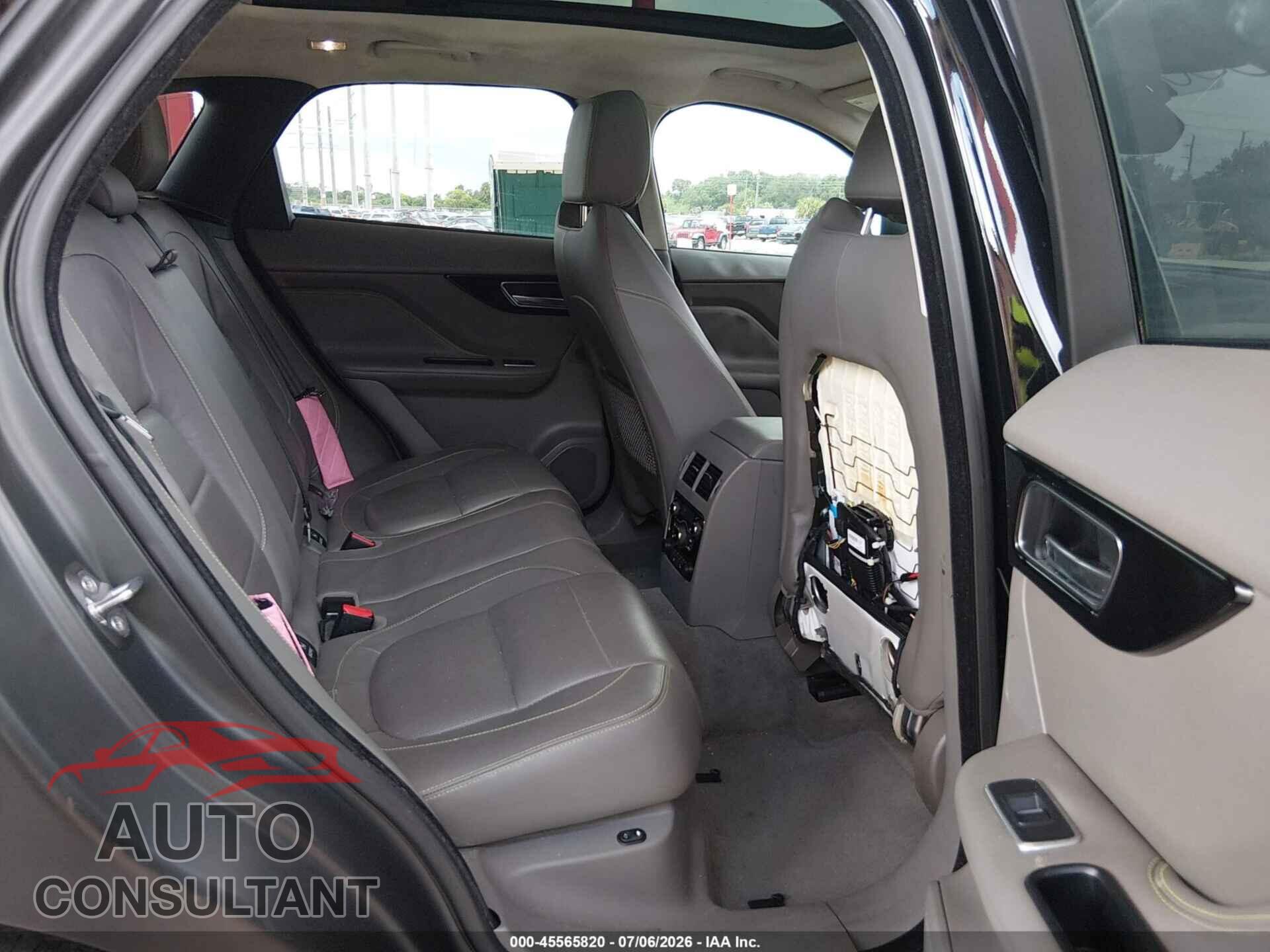 JAGUAR F-PACE 2017 - SADCL2BV3HA059241