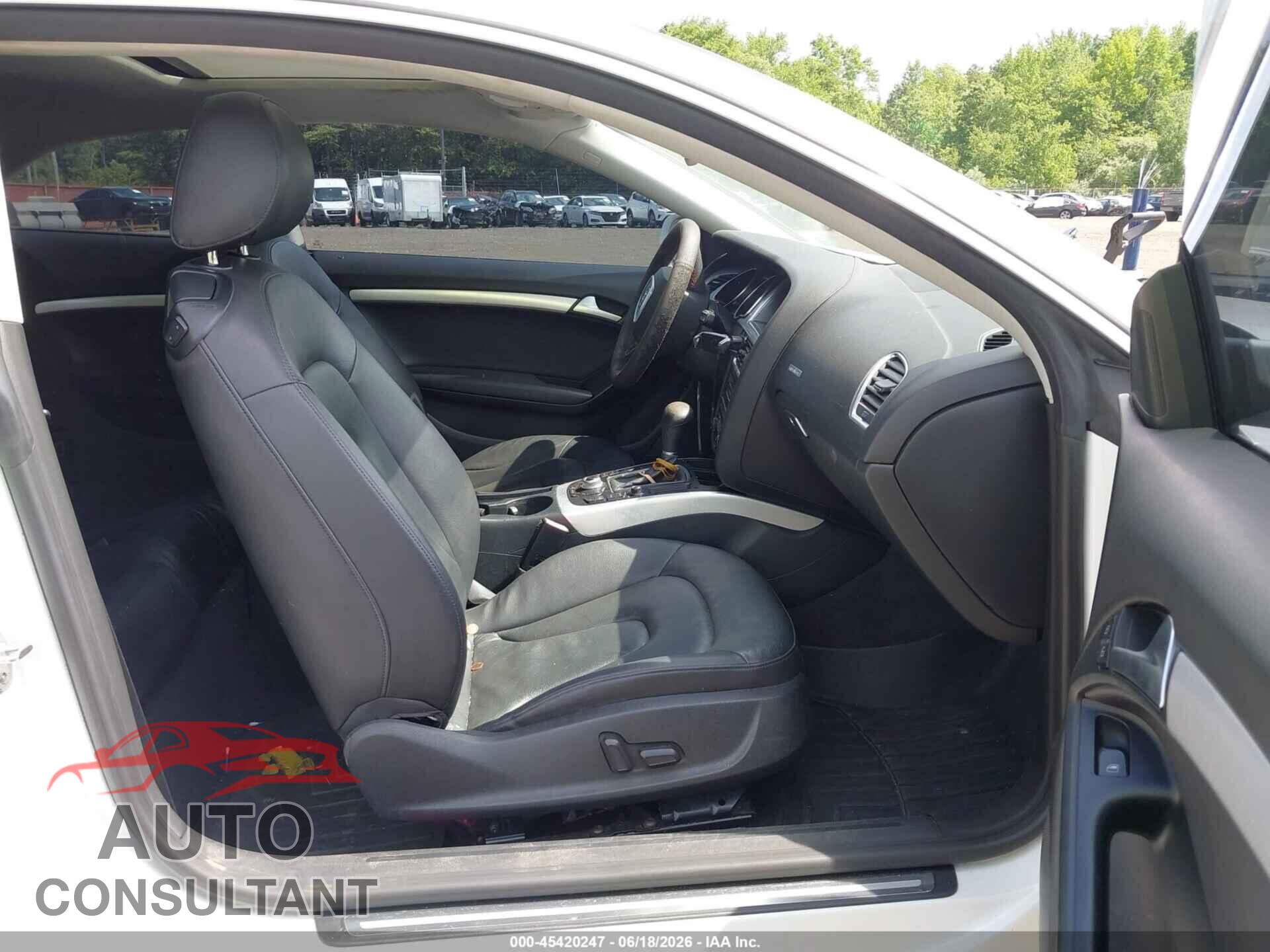 AUDI A5 2012 - WAULFAFR1CA016436