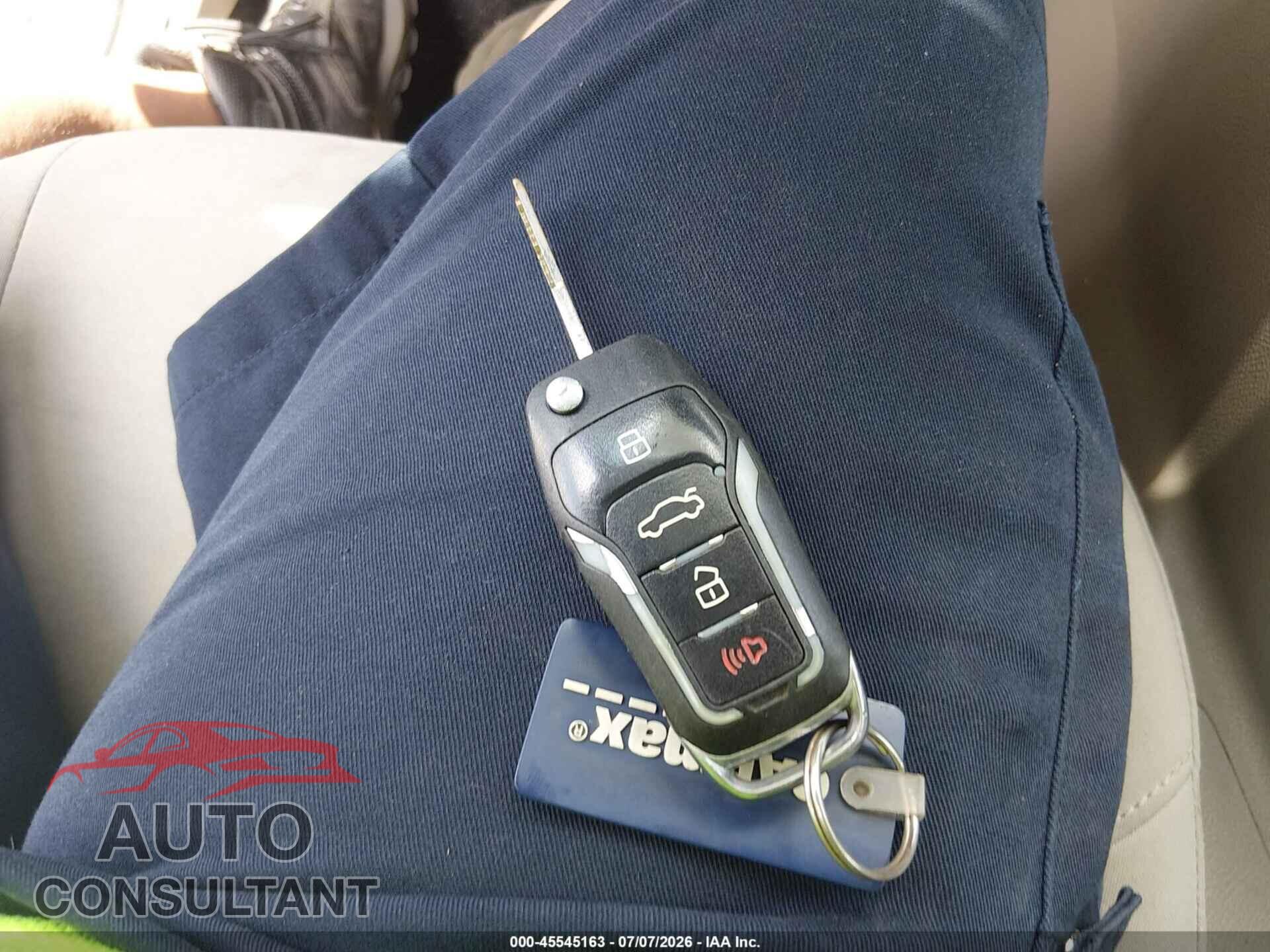 FORD FOCUS 2015 - 1FADP3F2XFL292244