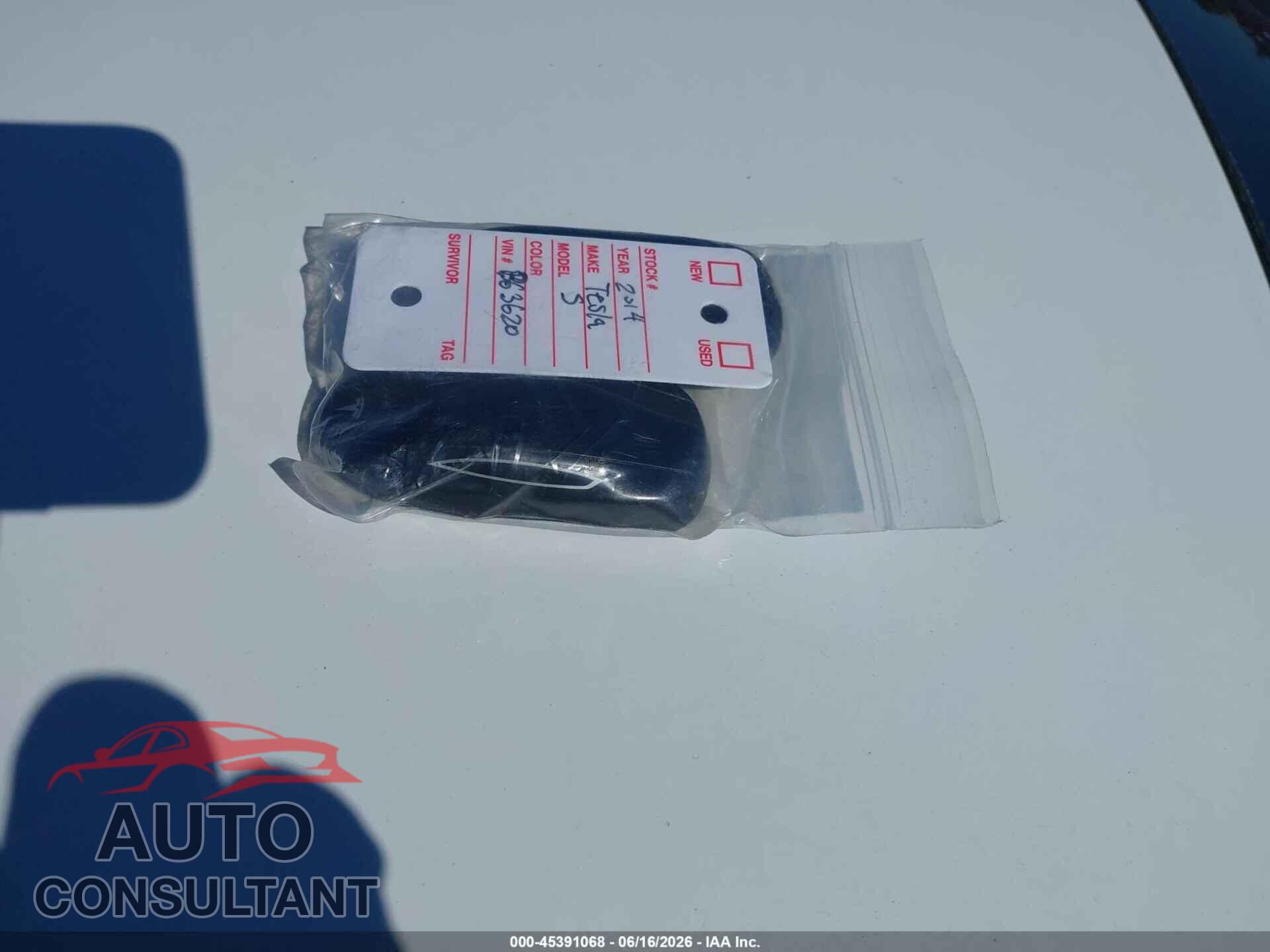 TESLA MODEL S 2014 - 5YJSA1S14EFP63620