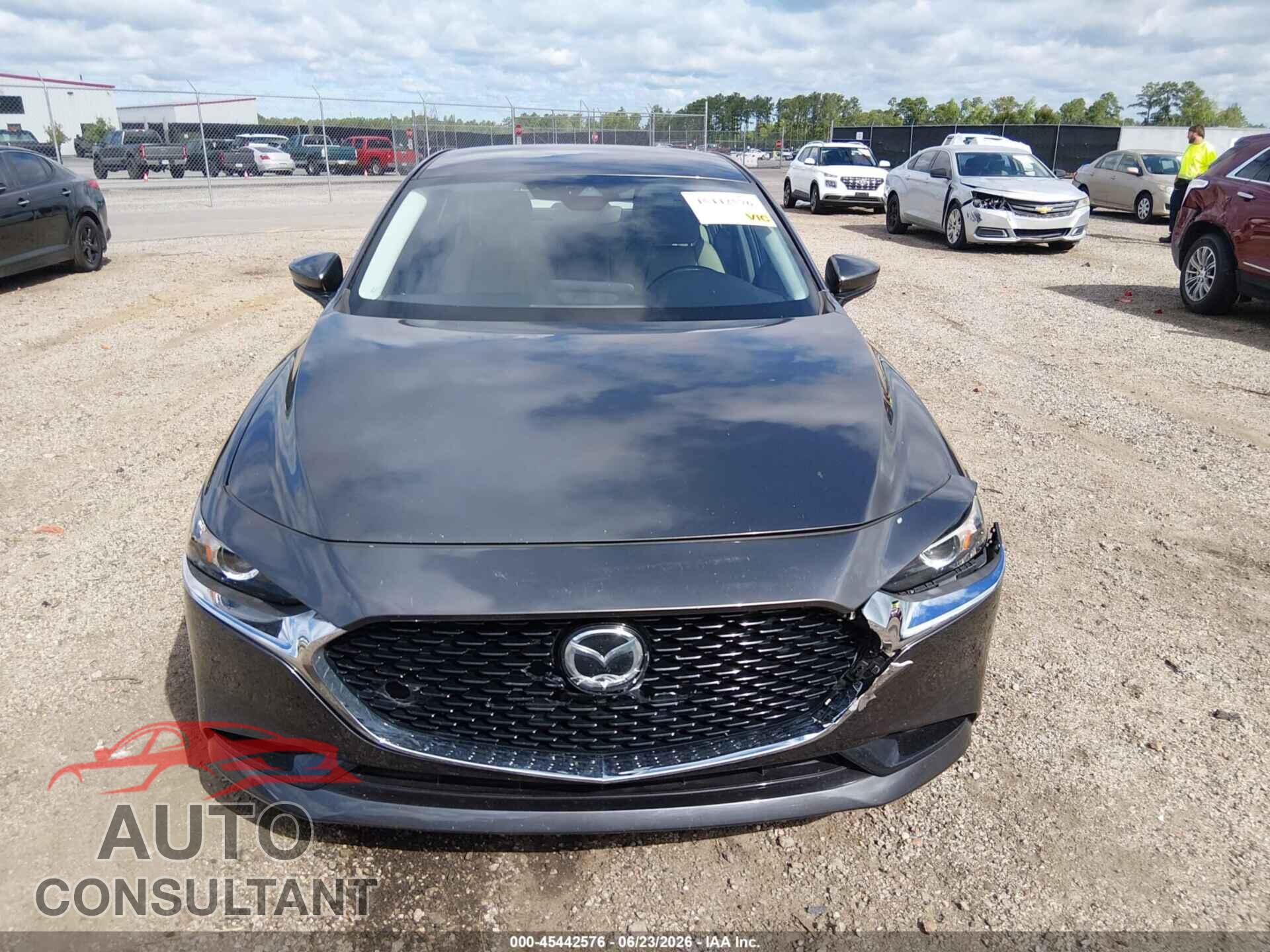 MAZDA MAZDA3 2019 - JM1BPACL6K1114128