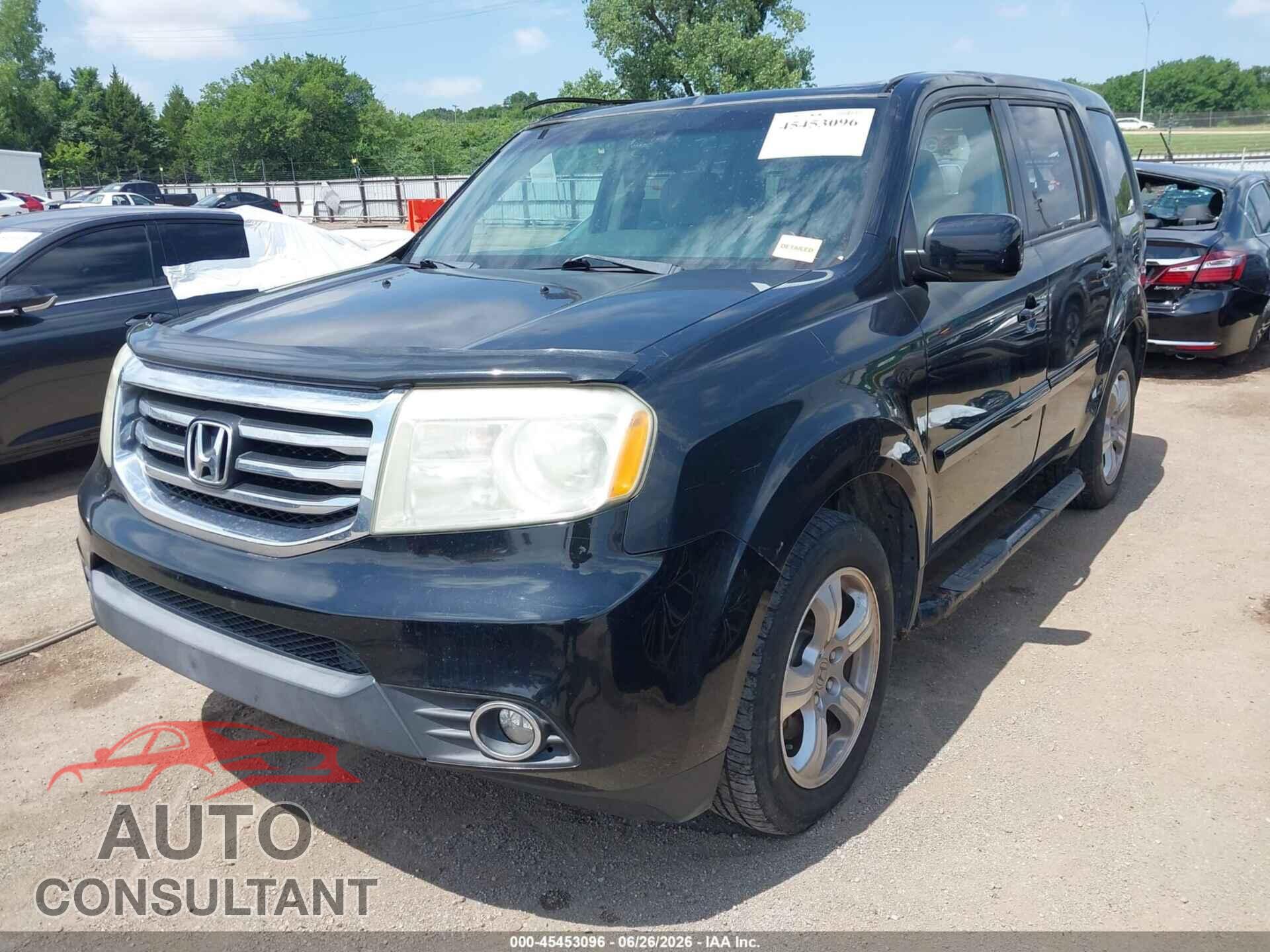 HONDA PILOT 2013 - 5FNYF3H4XDB010679