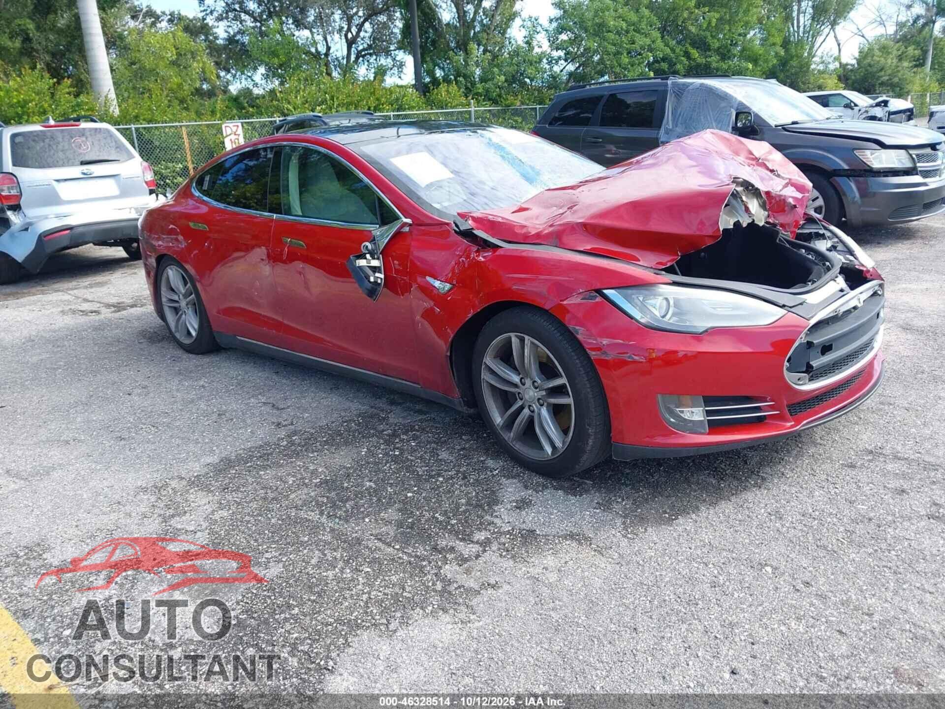 TESLA MODEL S 2013 - 5YJSA1DN9DFP16114