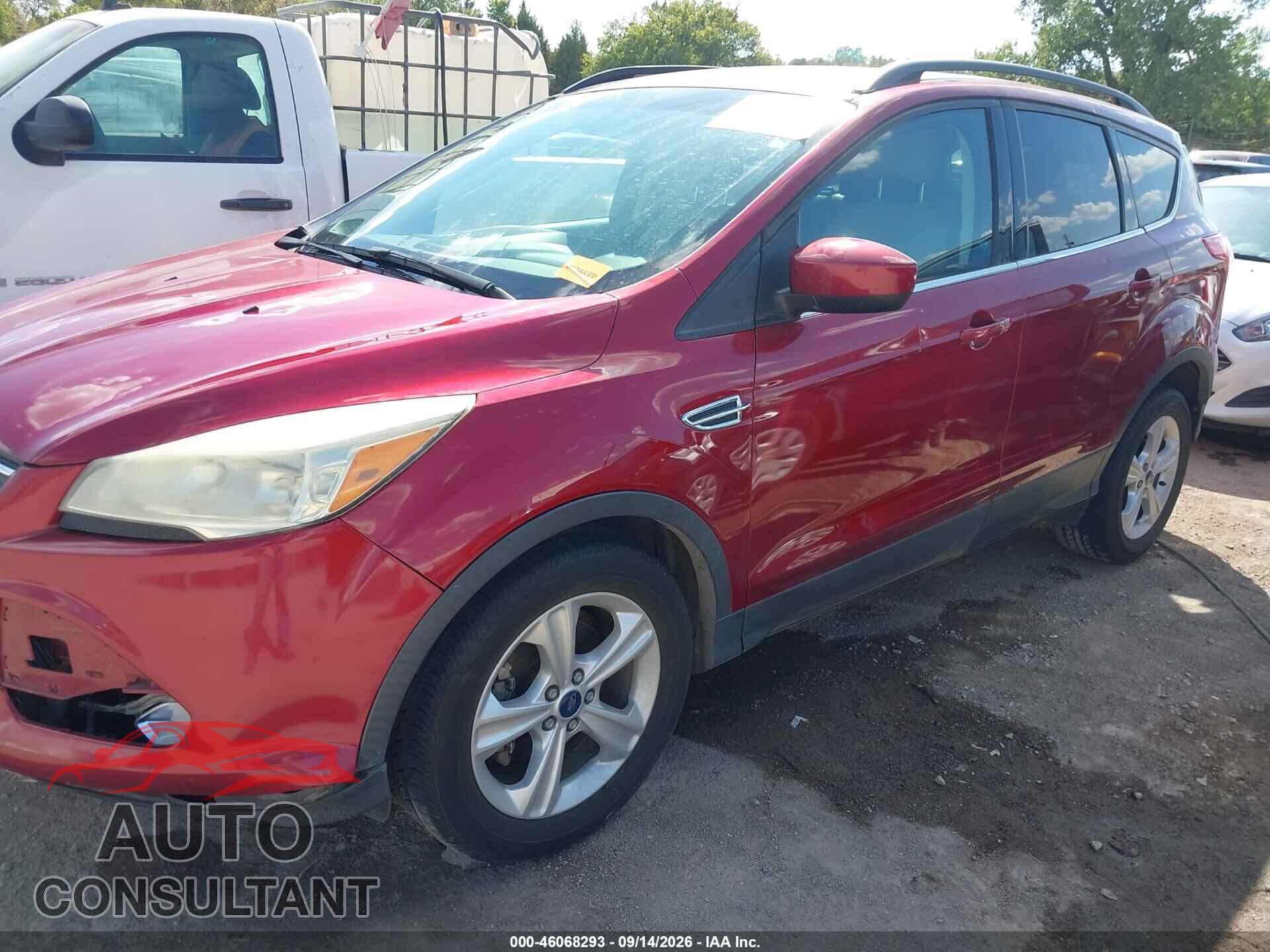 FORD ESCAPE 2014 - 1FMCU0GX4EUB00599