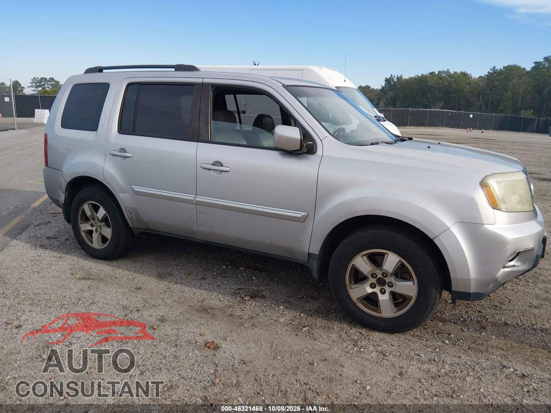 HONDA PILOT 2011 - 5FNYF4H58BB093587