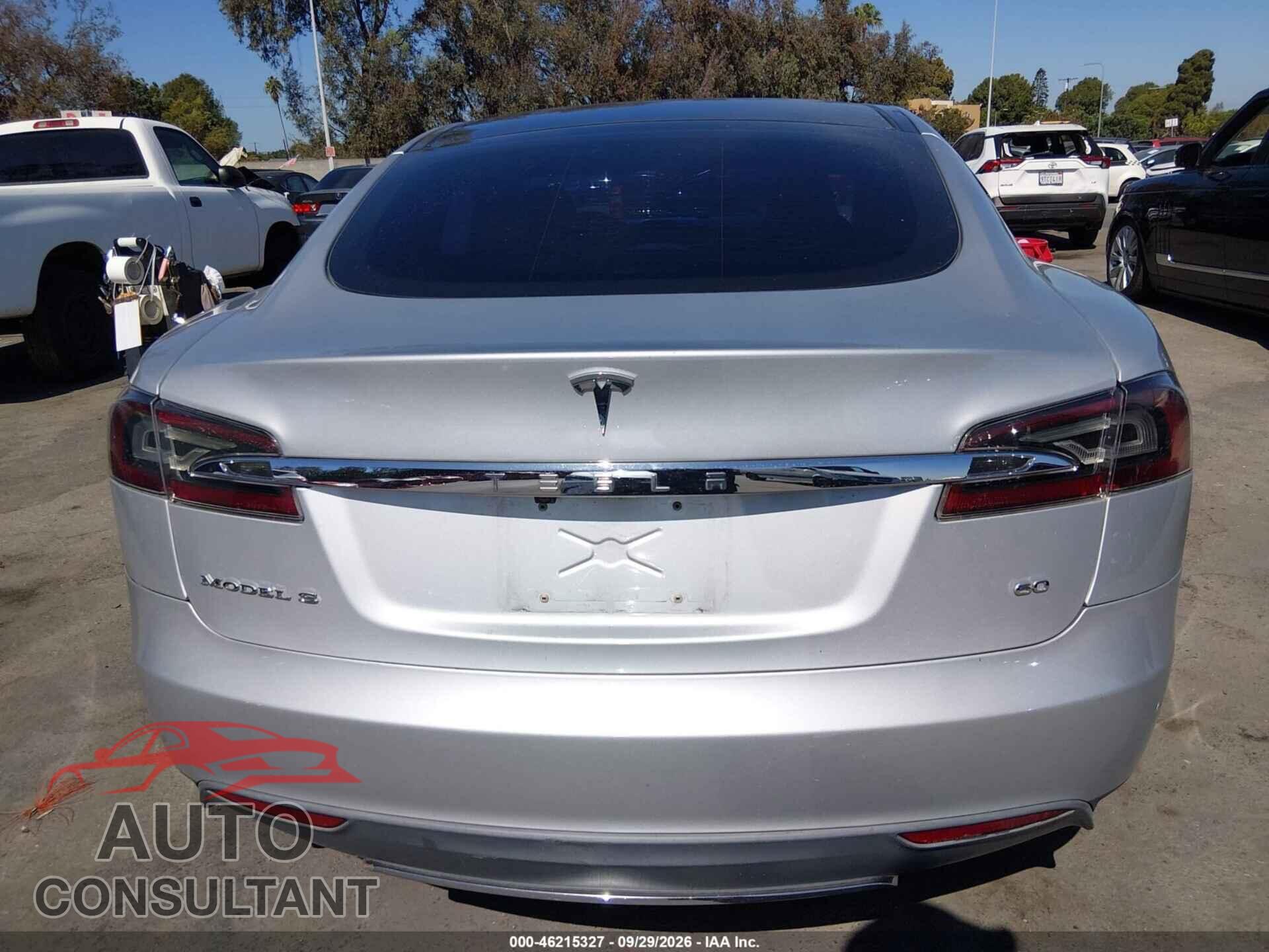 TESLA MODEL S 2013 - 5YJSA1CG6DFP09236