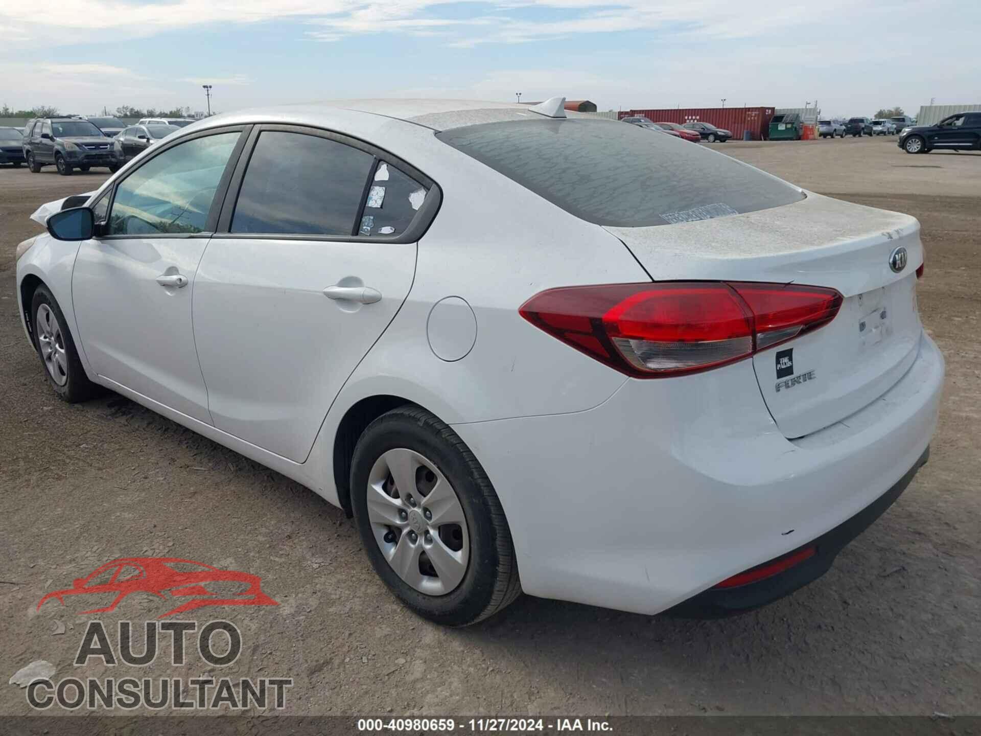 KIA FORTE 2017 - 3KPFK4A74HE071826