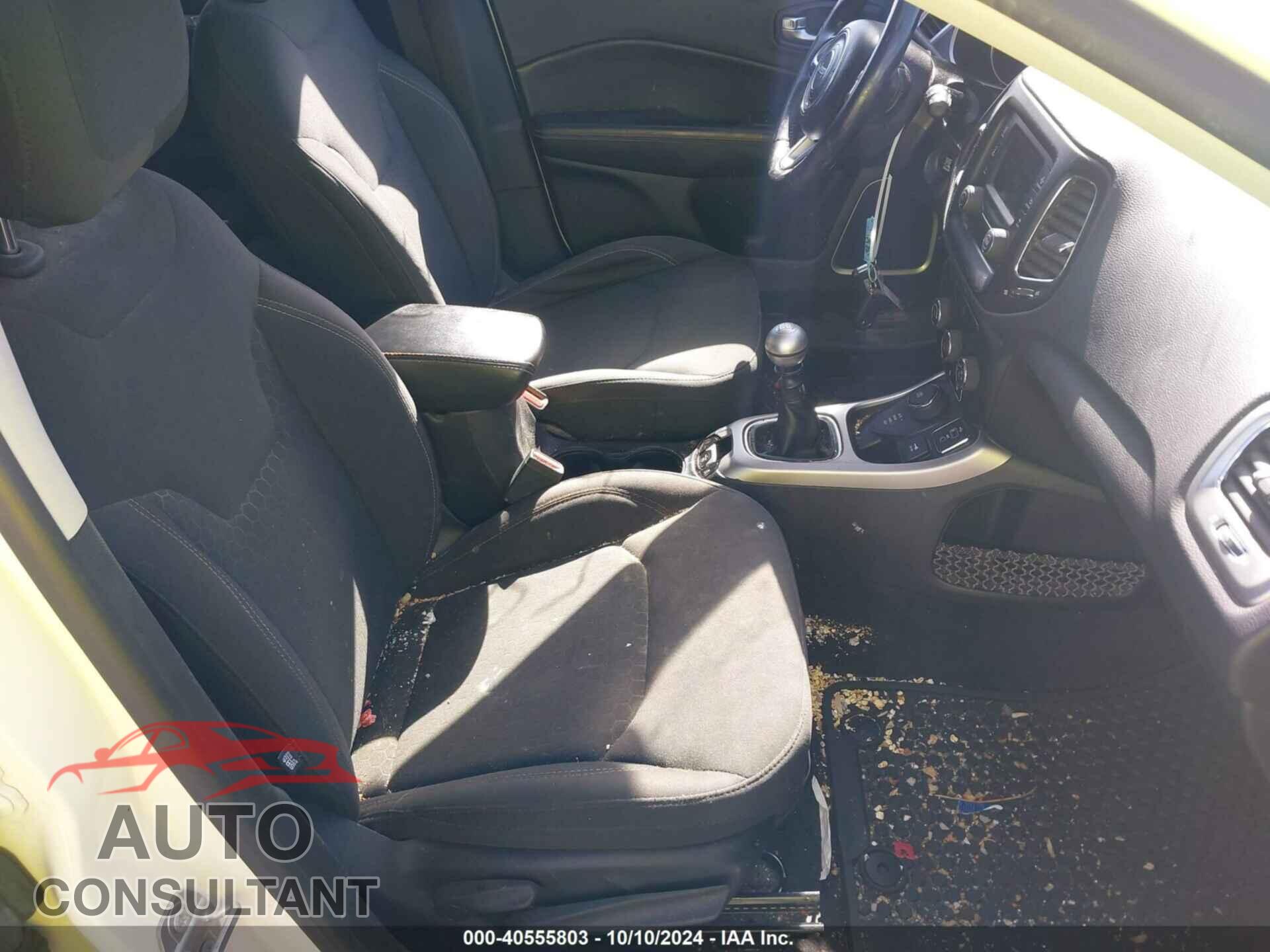 JEEP COMPASS 2018 - 3C4NJDAB1JT339106