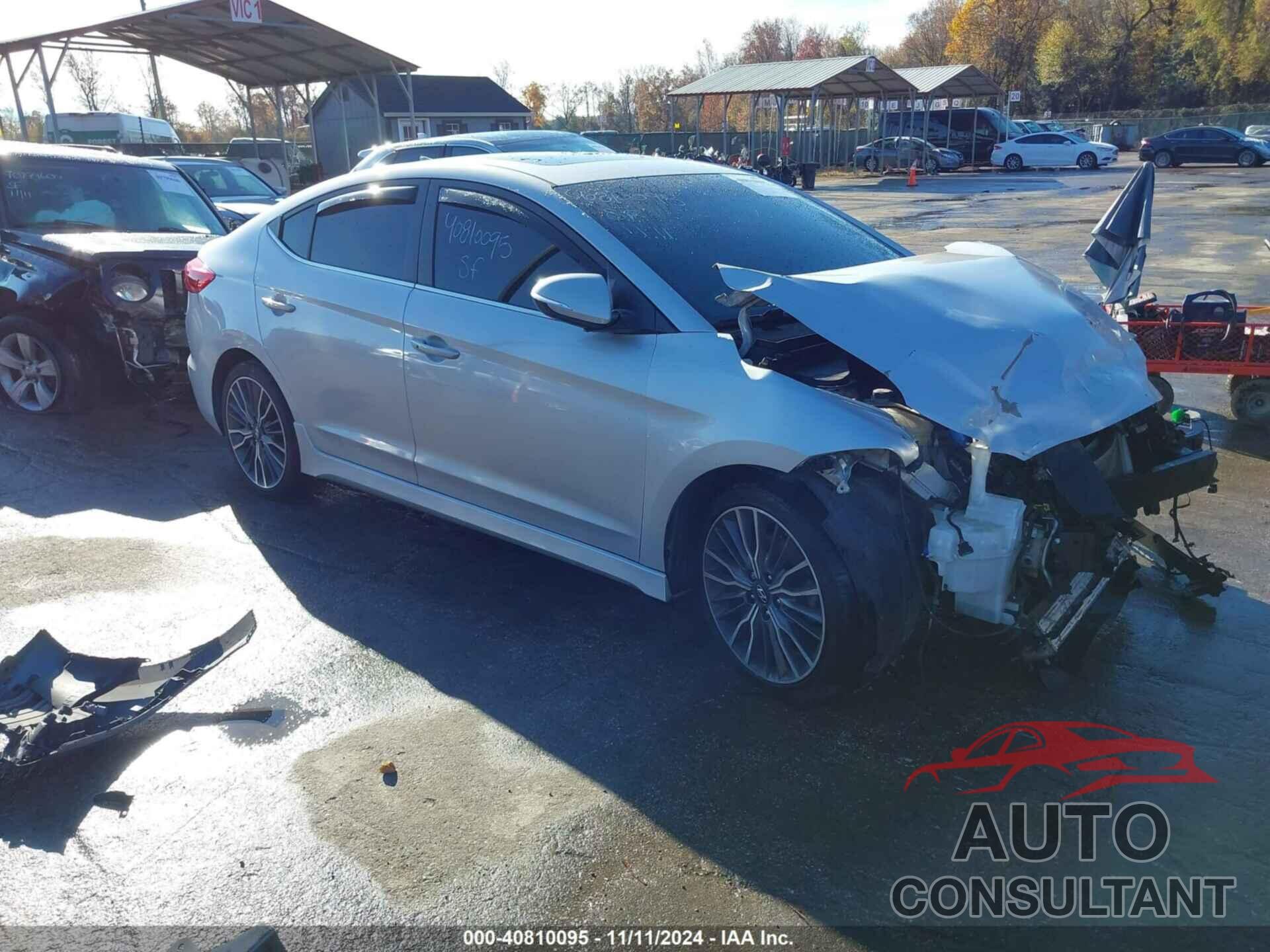 HYUNDAI ELANTRA 2018 - KMHD04LB6JU724819