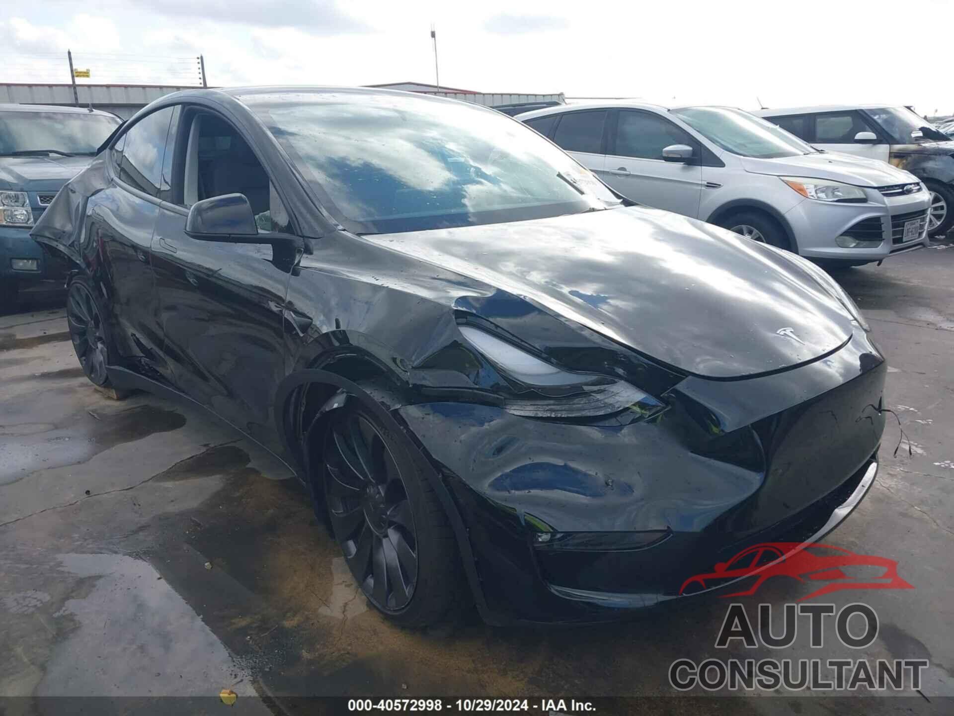 TESLA MODEL Y 2023 - 7SAYGDEF0PF972179